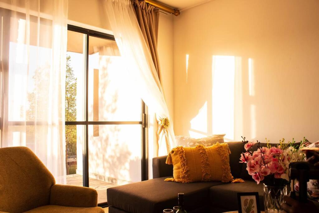 Getaway Luxury Golf Estate - 15 minutes from Lanseria airport