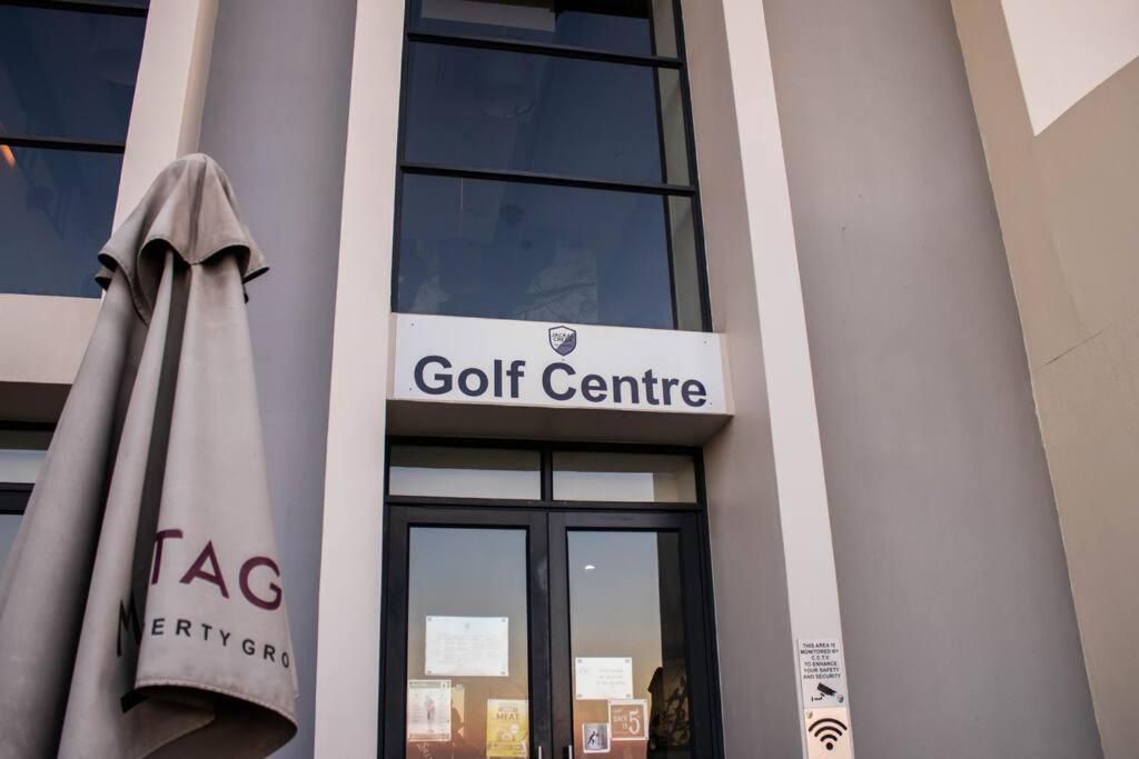 Getaway Luxury Golf Estate - 15 minutes from Lanseria airport
