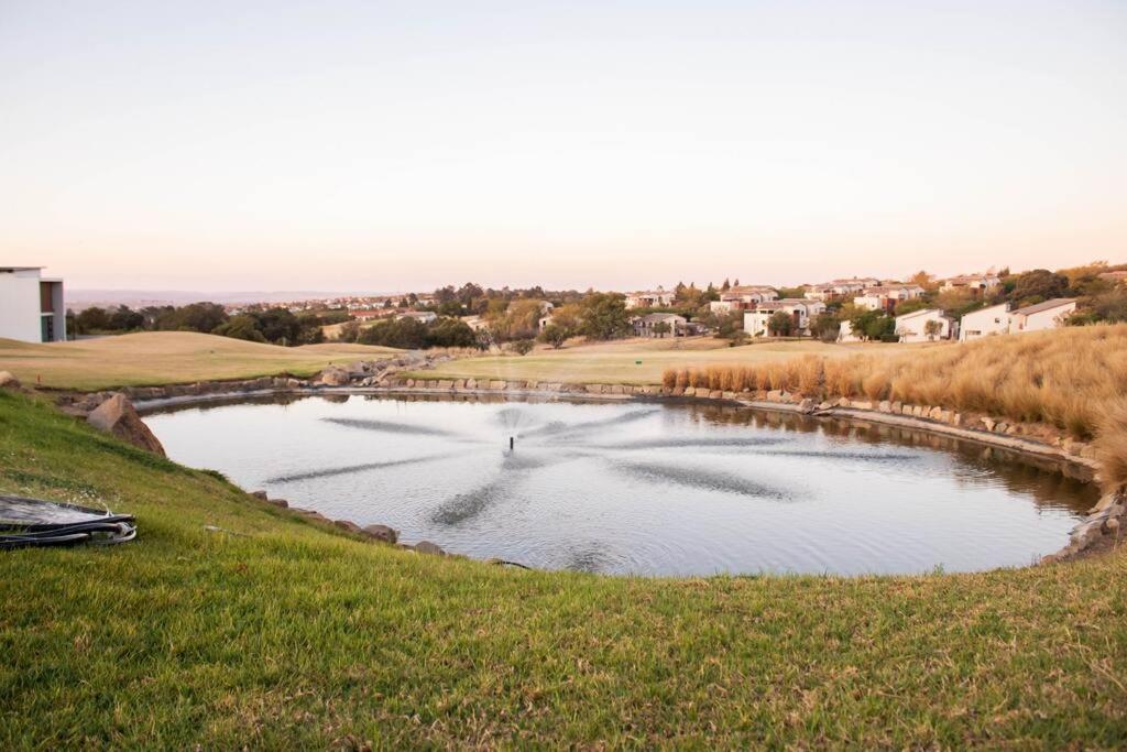 Getaway Luxury Golf Estate - 15 minutes from Lanseria airport