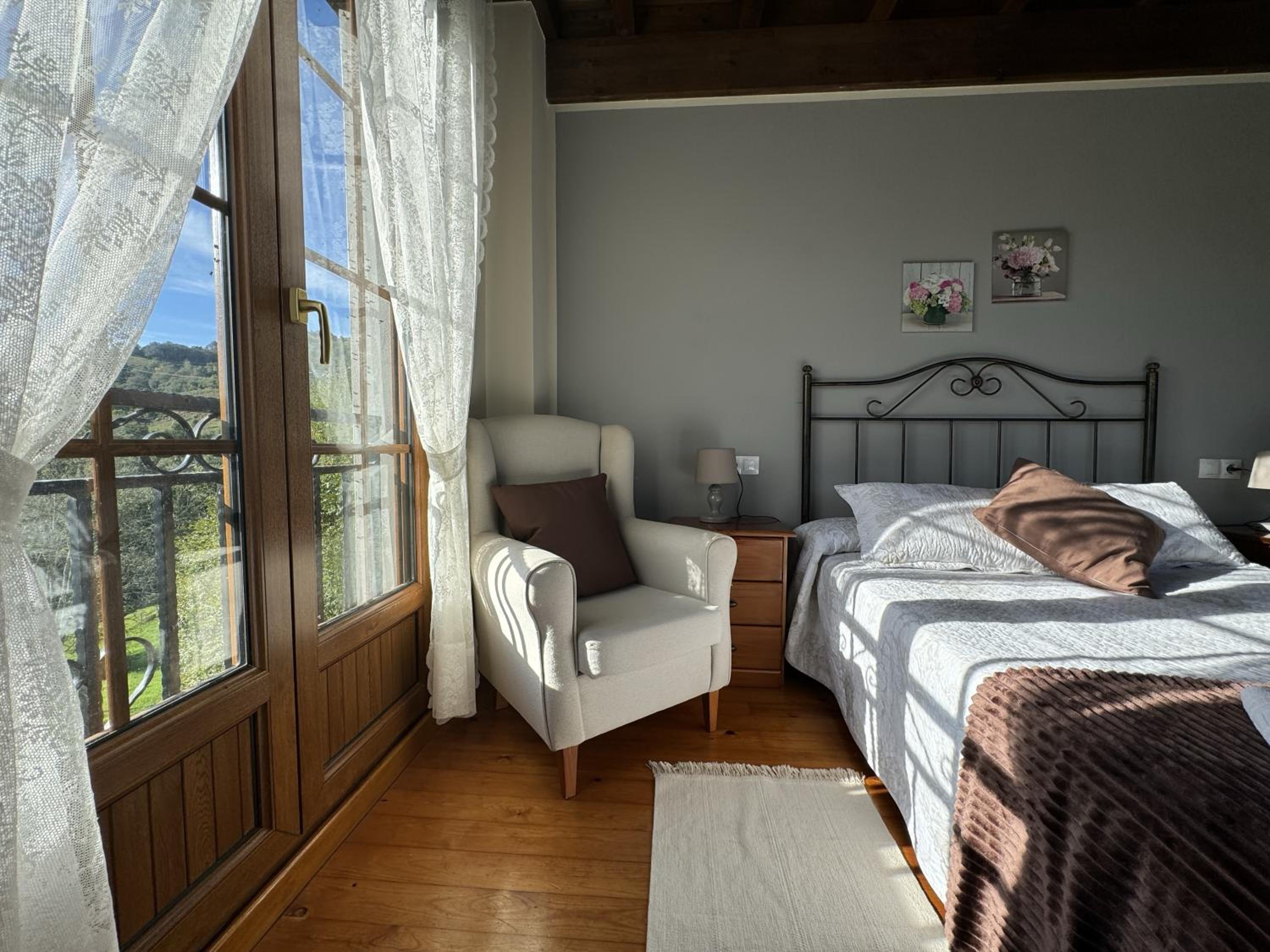 Photo 36