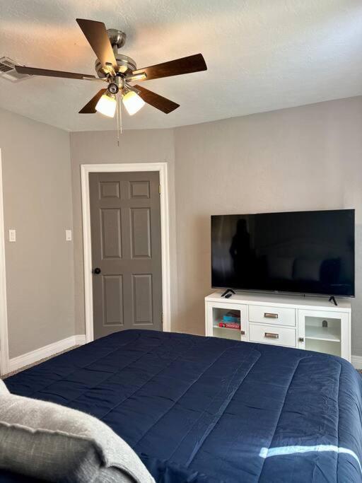 Modern Family Home in Prime Lawton Neighborhood view 5