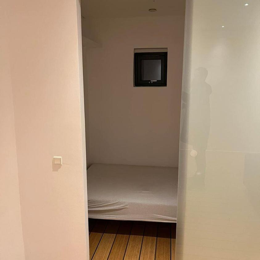 Lejlighed med eget bad, køkken og terasse view 3