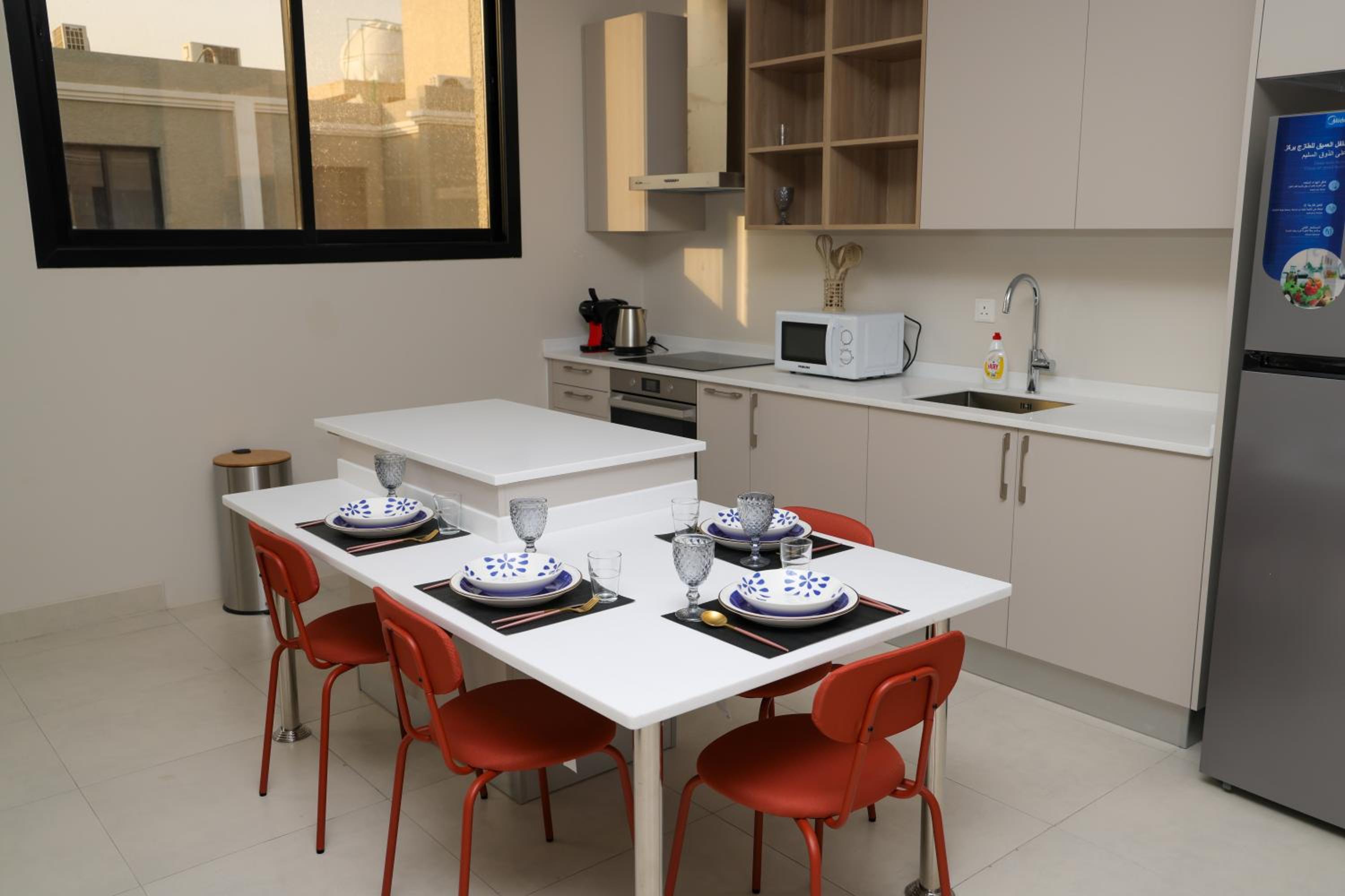 Elegant & Spacious Apartment