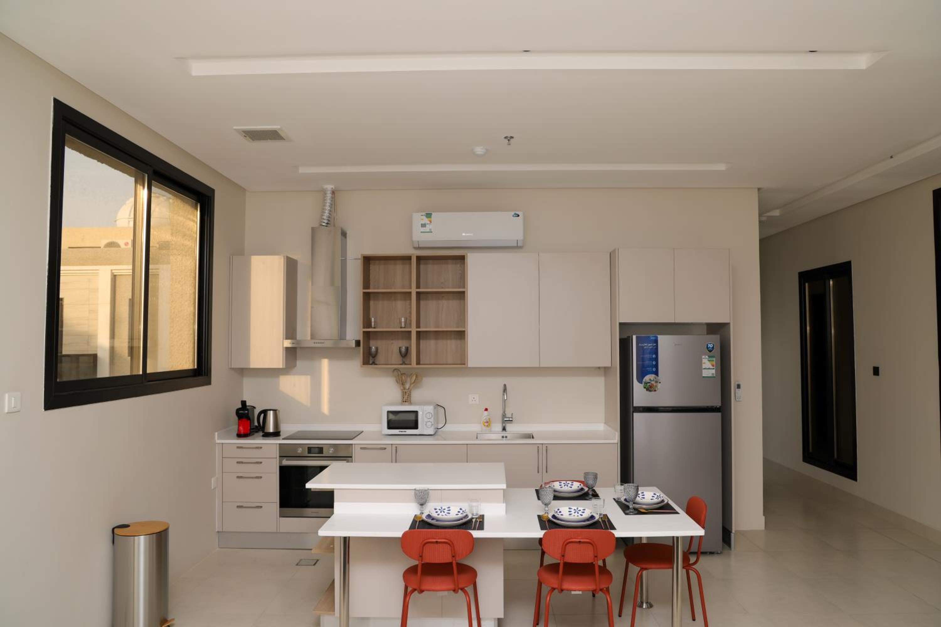 Elegant & Spacious Apartment