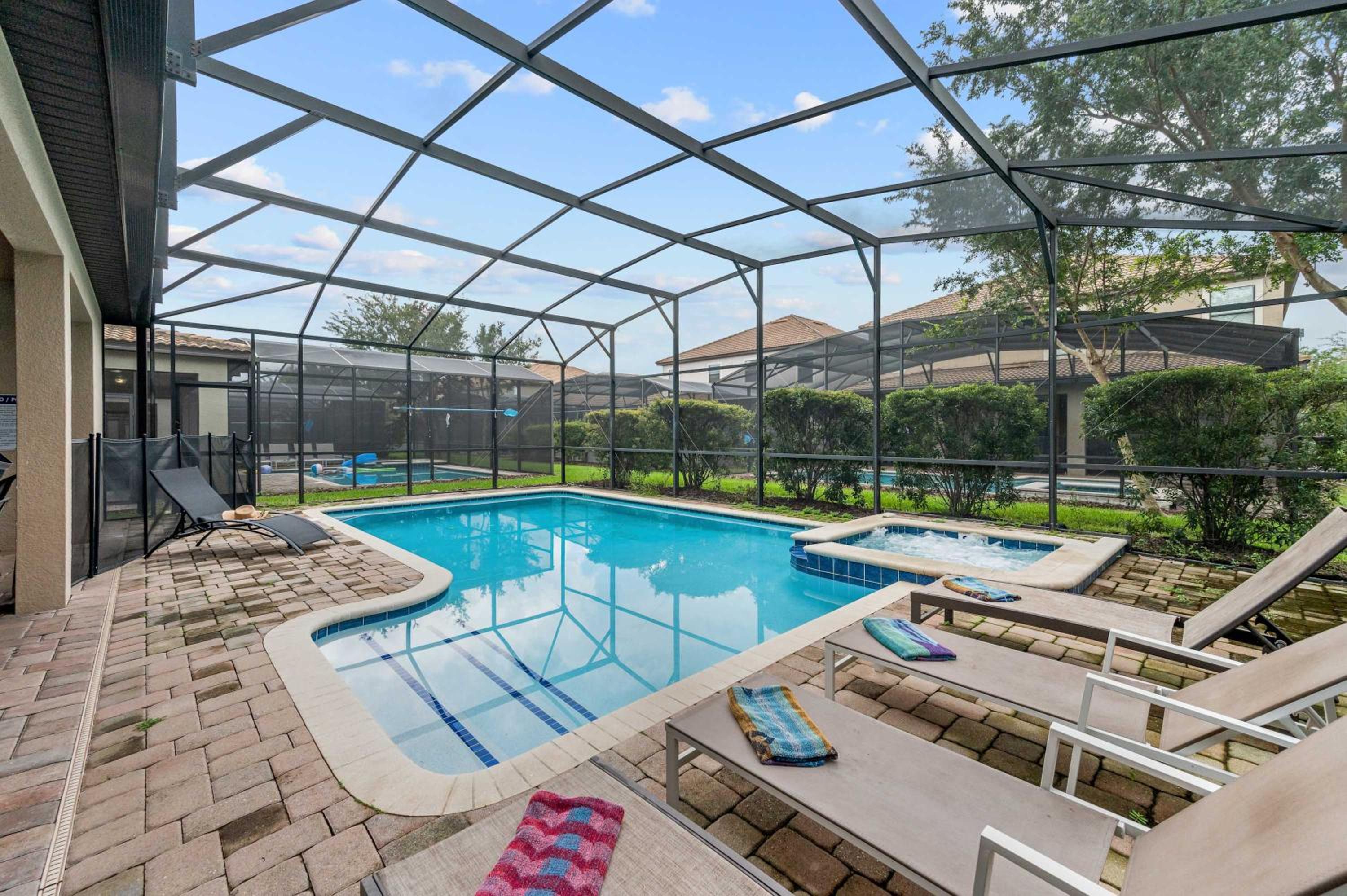 Heated Pool Free Waterpark w Lazy River