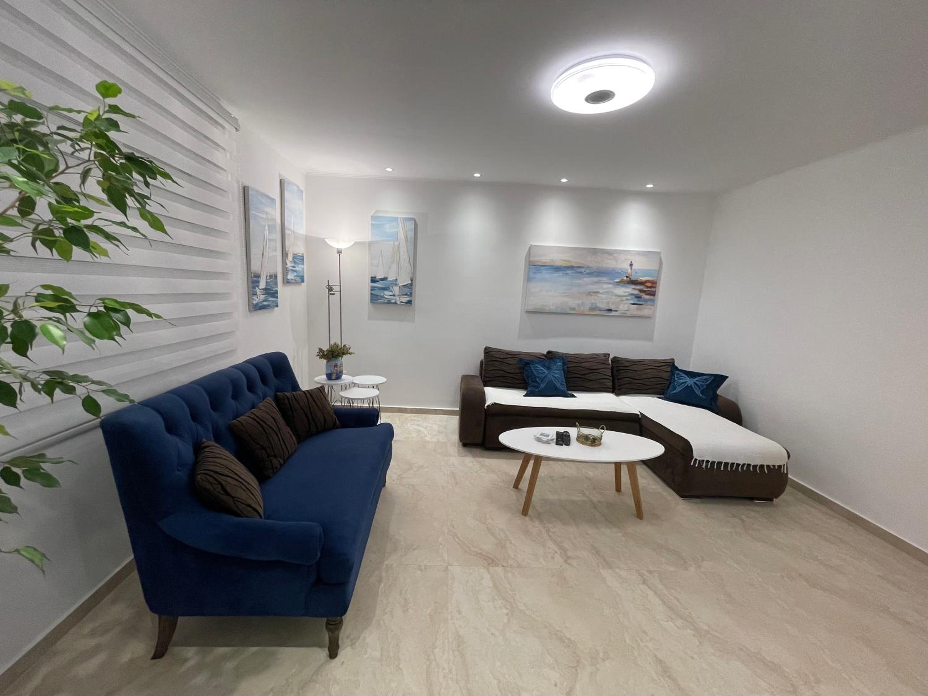 Home Alone Apartment