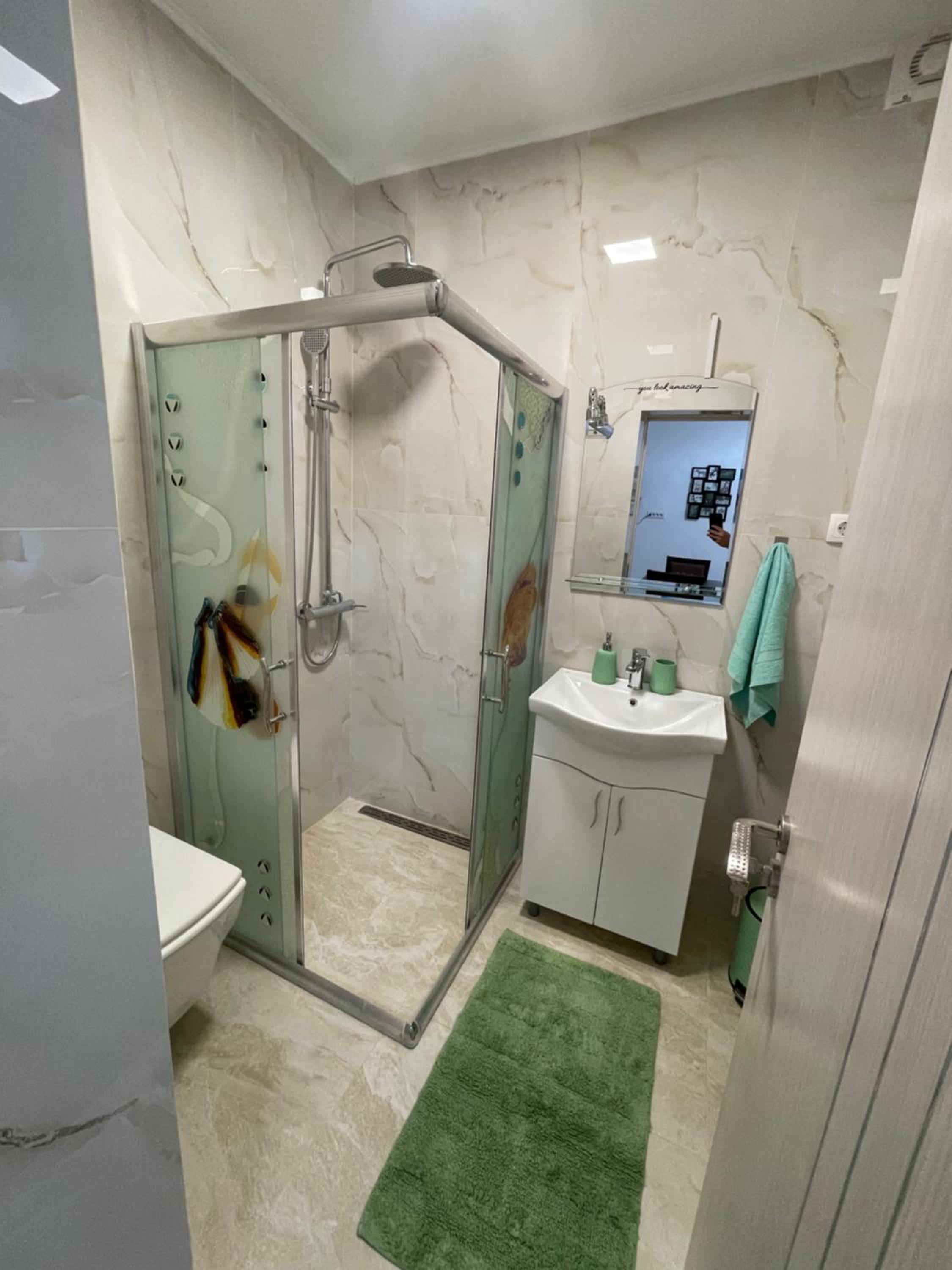 Home Alone Apartment