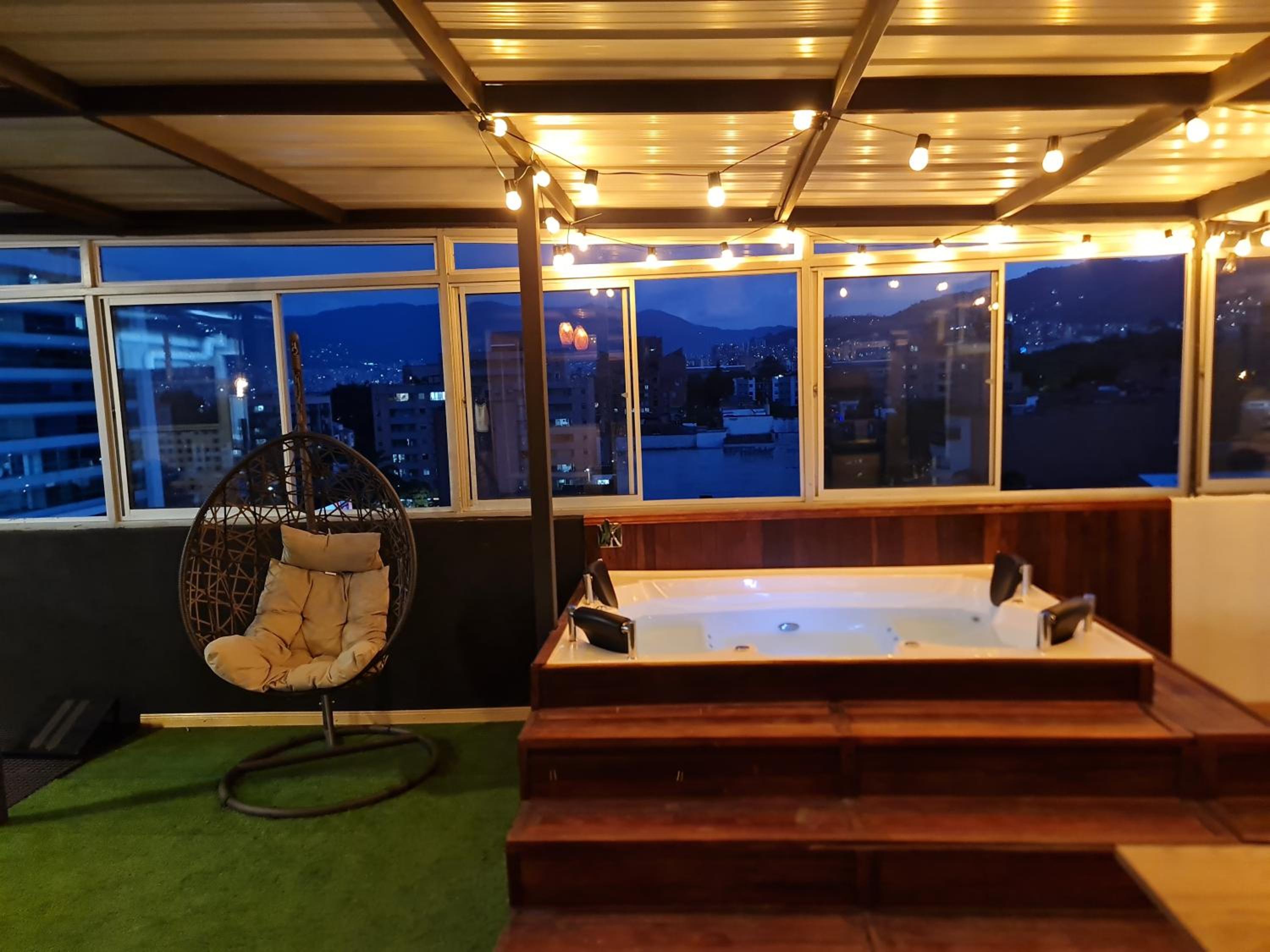 RG33 ApartaSuites