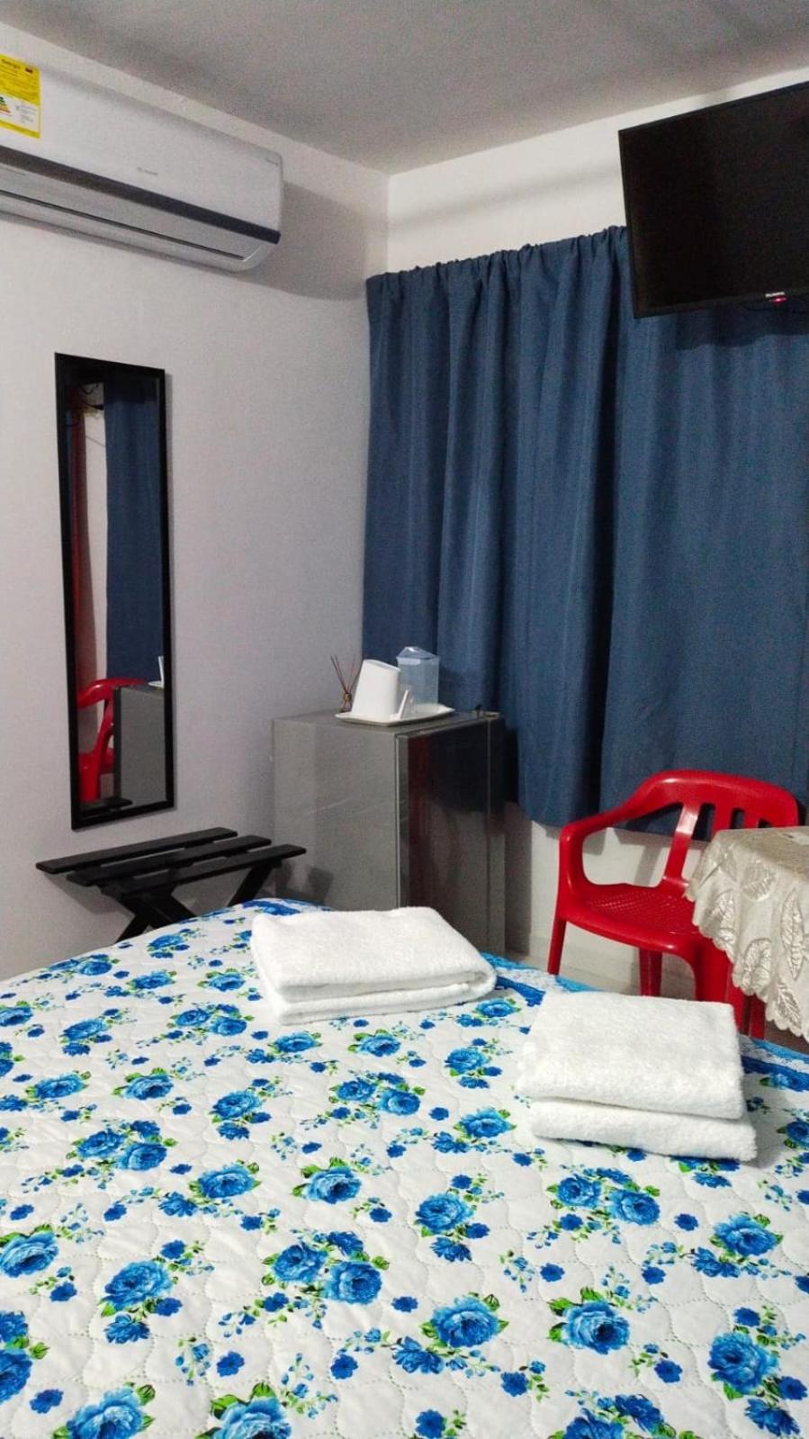 ROOMER - Alojamiento