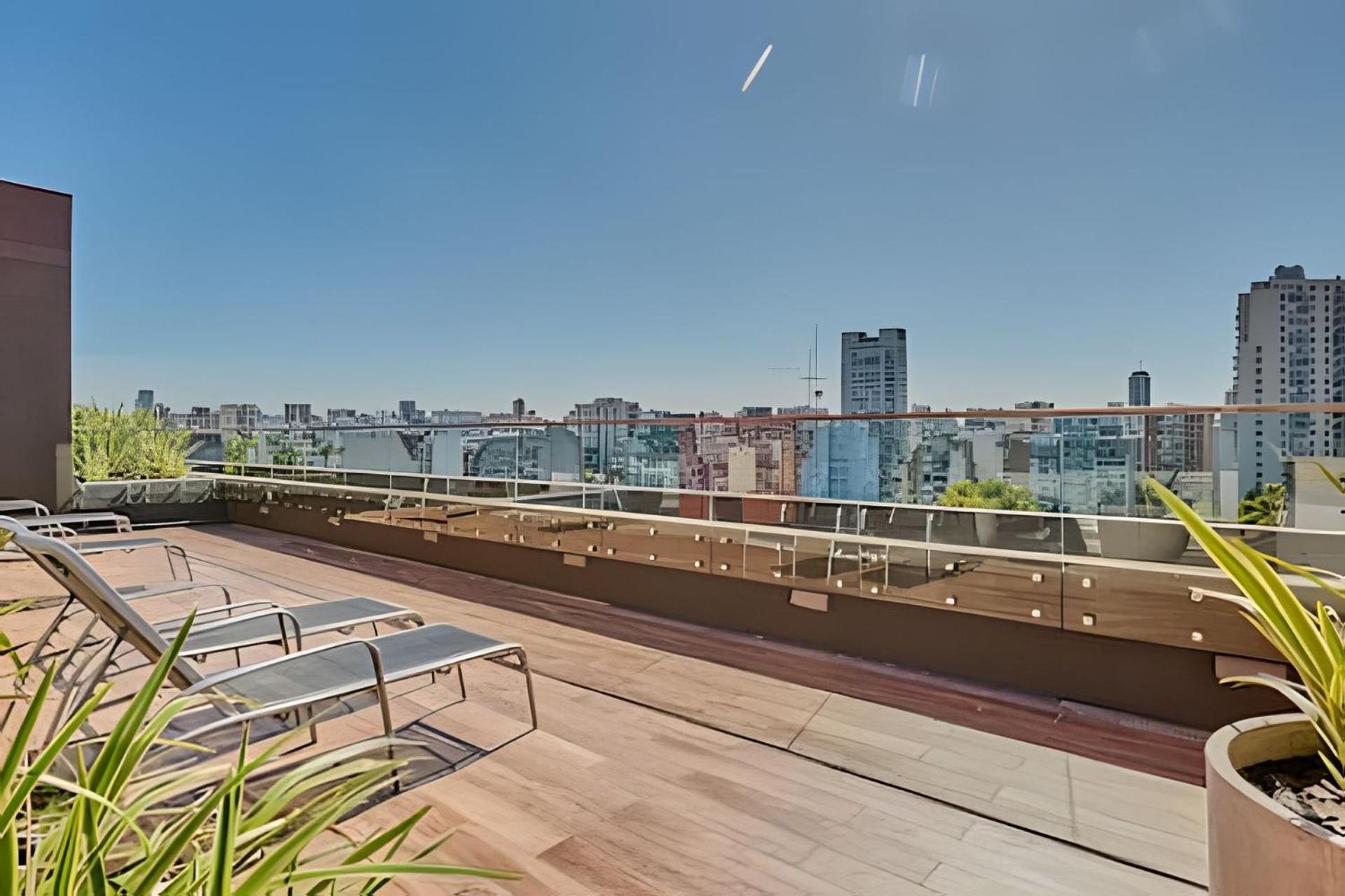 Luxury 5-Star Building Heated Pool, BBQ, Gym, Sauna in the Heart of Palermo Hollywood