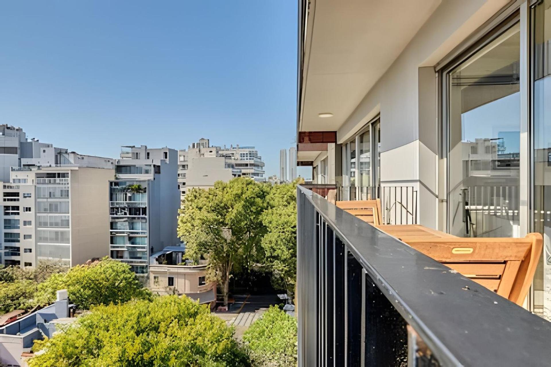 Luxury 5-Star Building Heated Pool, BBQ, Gym, Sauna in the Heart of Palermo Hollywood