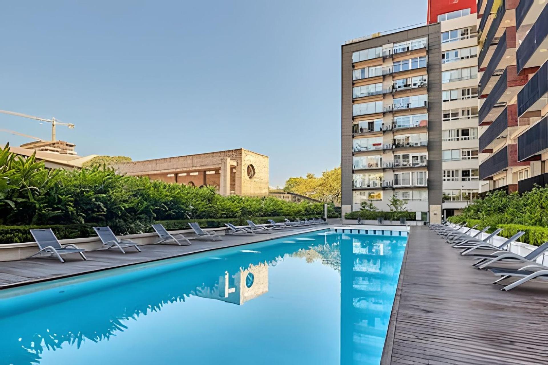 Luxury 5-Star Building Heated Pool, BBQ, Gym, Sauna in the Heart of Palermo Hollywood