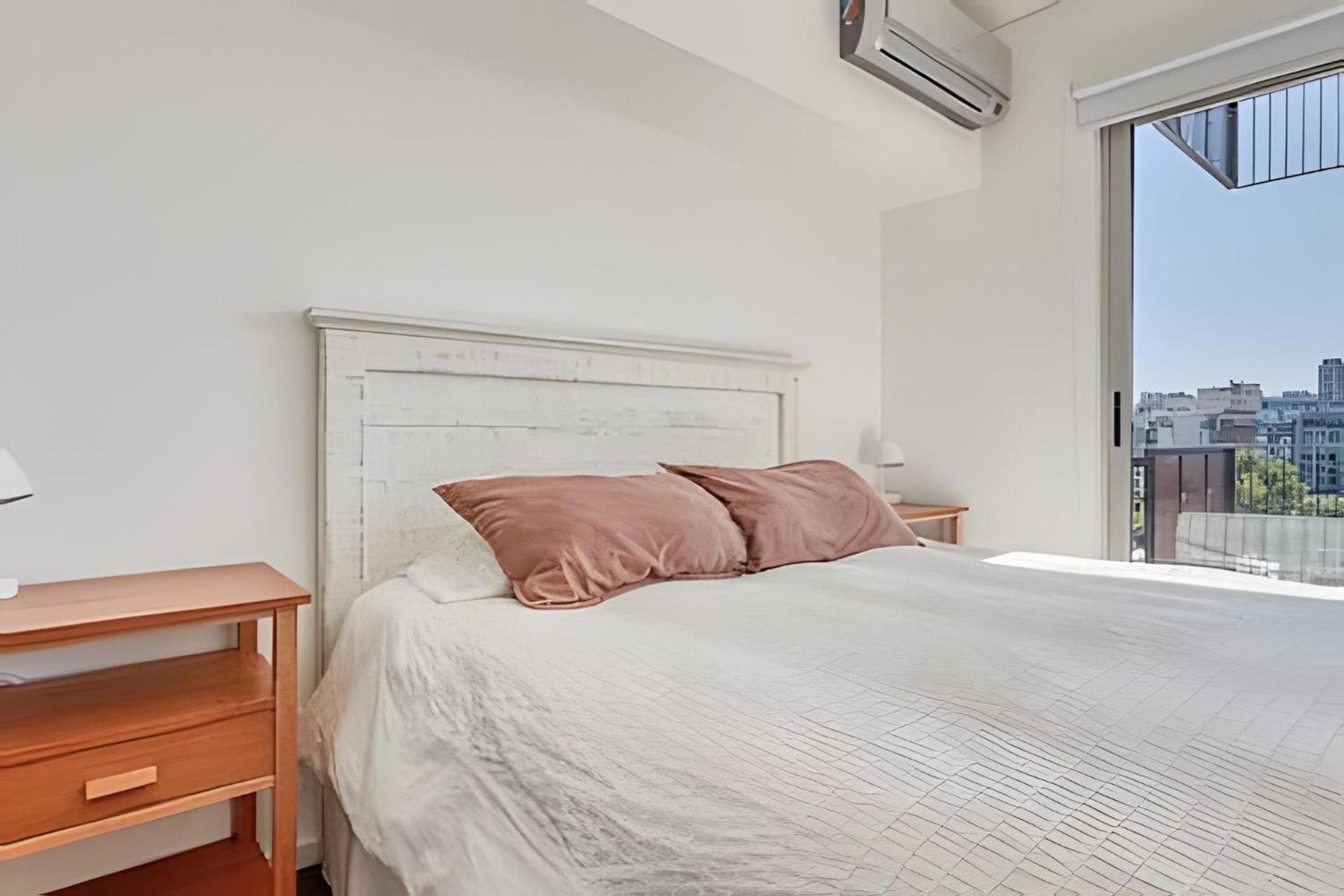 Luxury 5-Star Building Heated Pool, BBQ, Gym, Sauna in the Heart of Palermo Hollywood