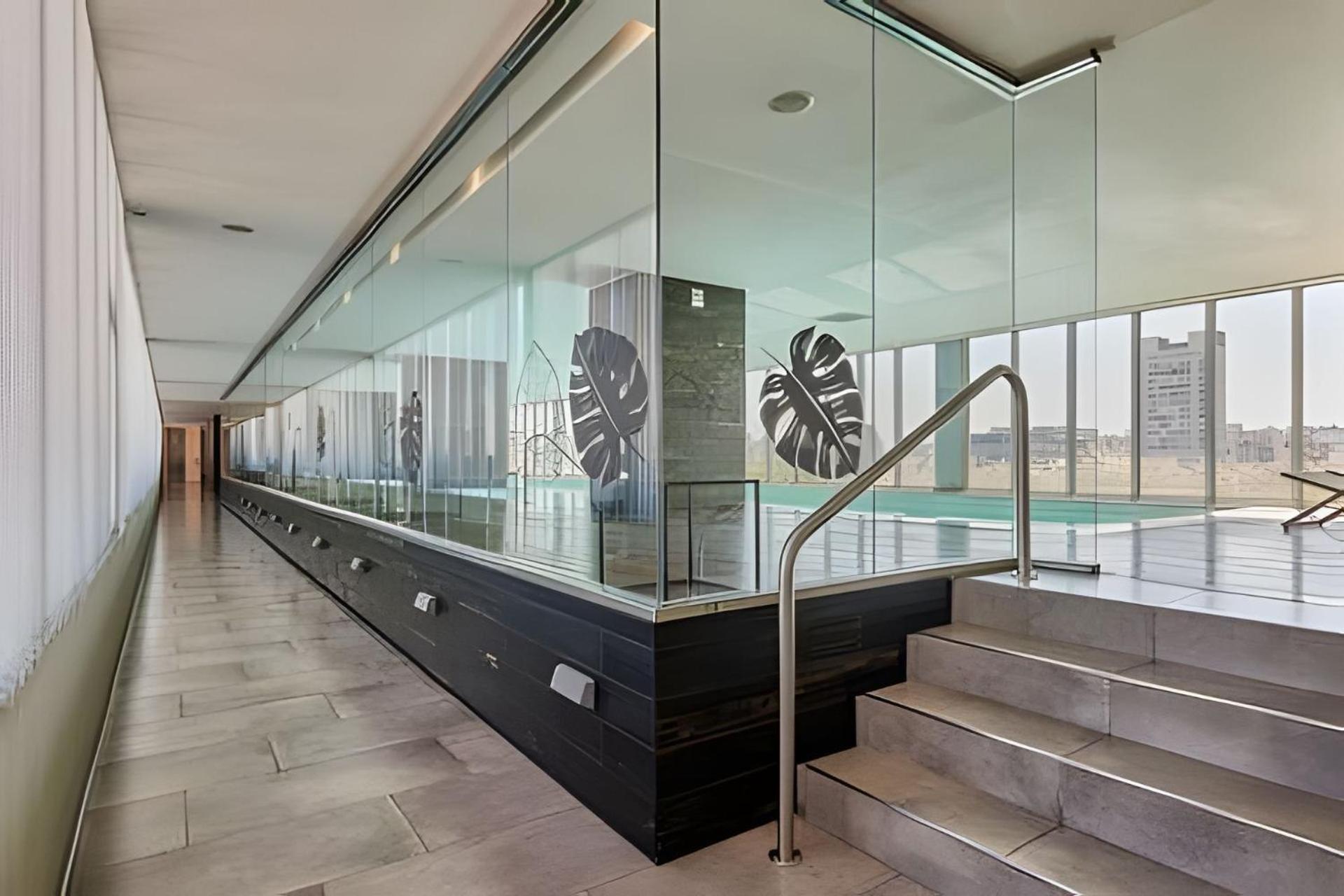 Luxury 5-Star Building Heated Pool, BBQ, Gym, Sauna in the Heart of Palermo Hollywood