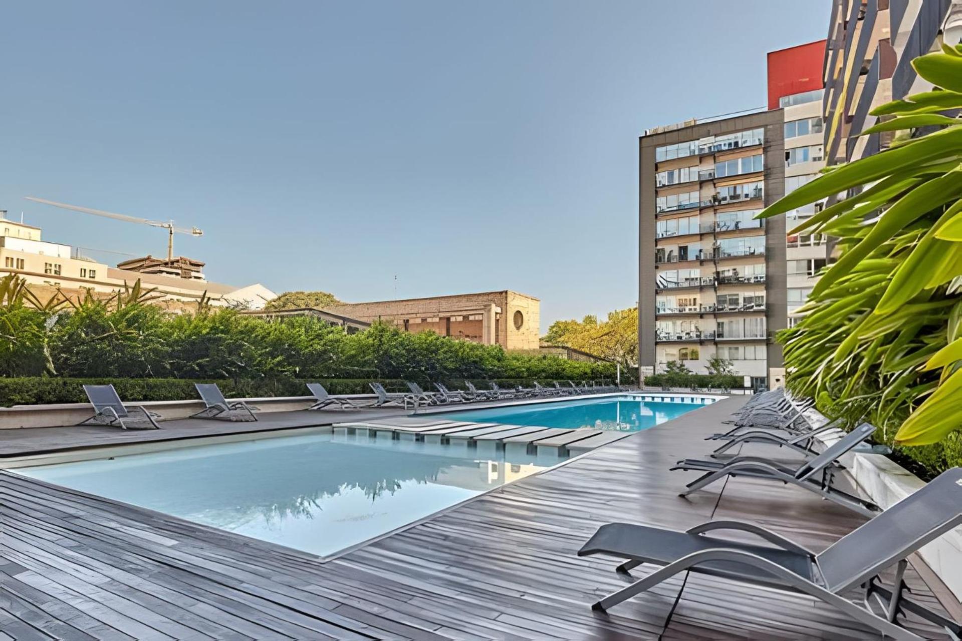 Luxury 5-Star Building Heated Pool, BBQ, Gym, Sauna in the Heart of Palermo Hollywood
