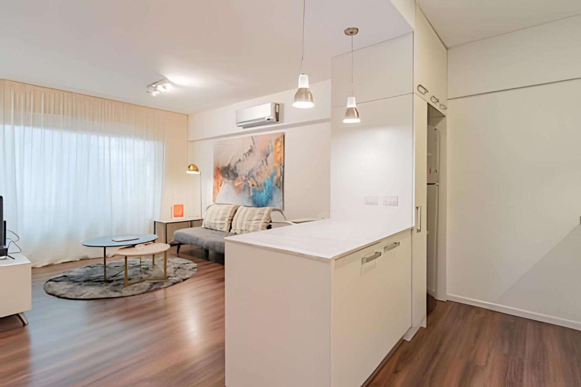 Luxury 5-Star Building Heated Pool, BBQ, Gym, Sauna in the Heart of Palermo Hollywood