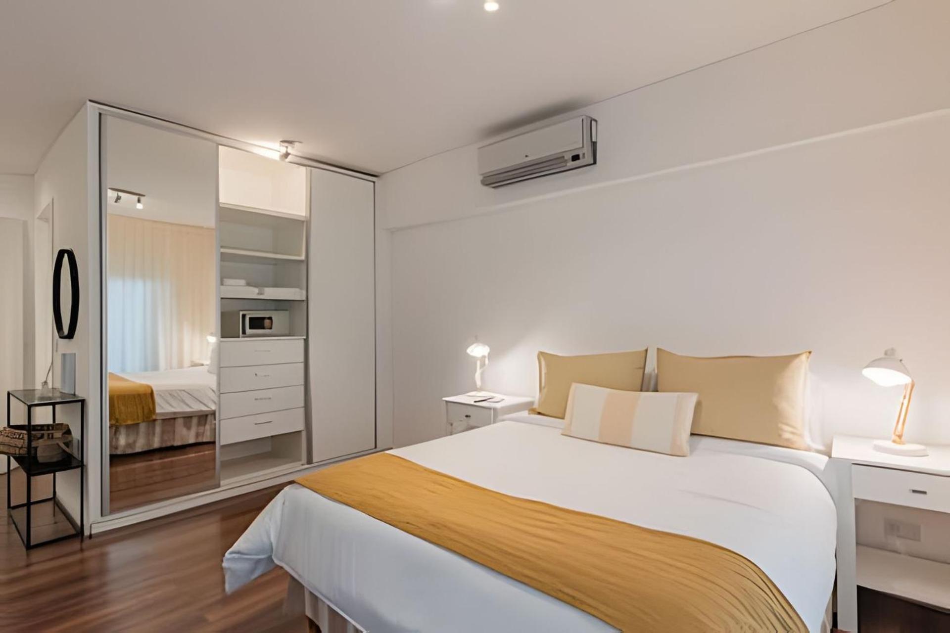 Luxury 5-Star Building Heated Pool, BBQ, Gym, Sauna in the Heart of Palermo Hollywood