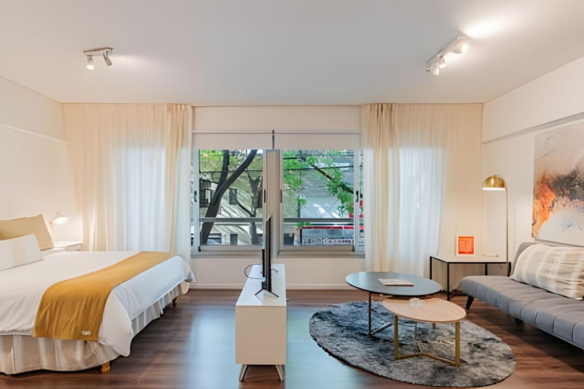 Luxury 5-Star Building Heated Pool, BBQ, Gym, Sauna in the Heart of Palermo Hollywood