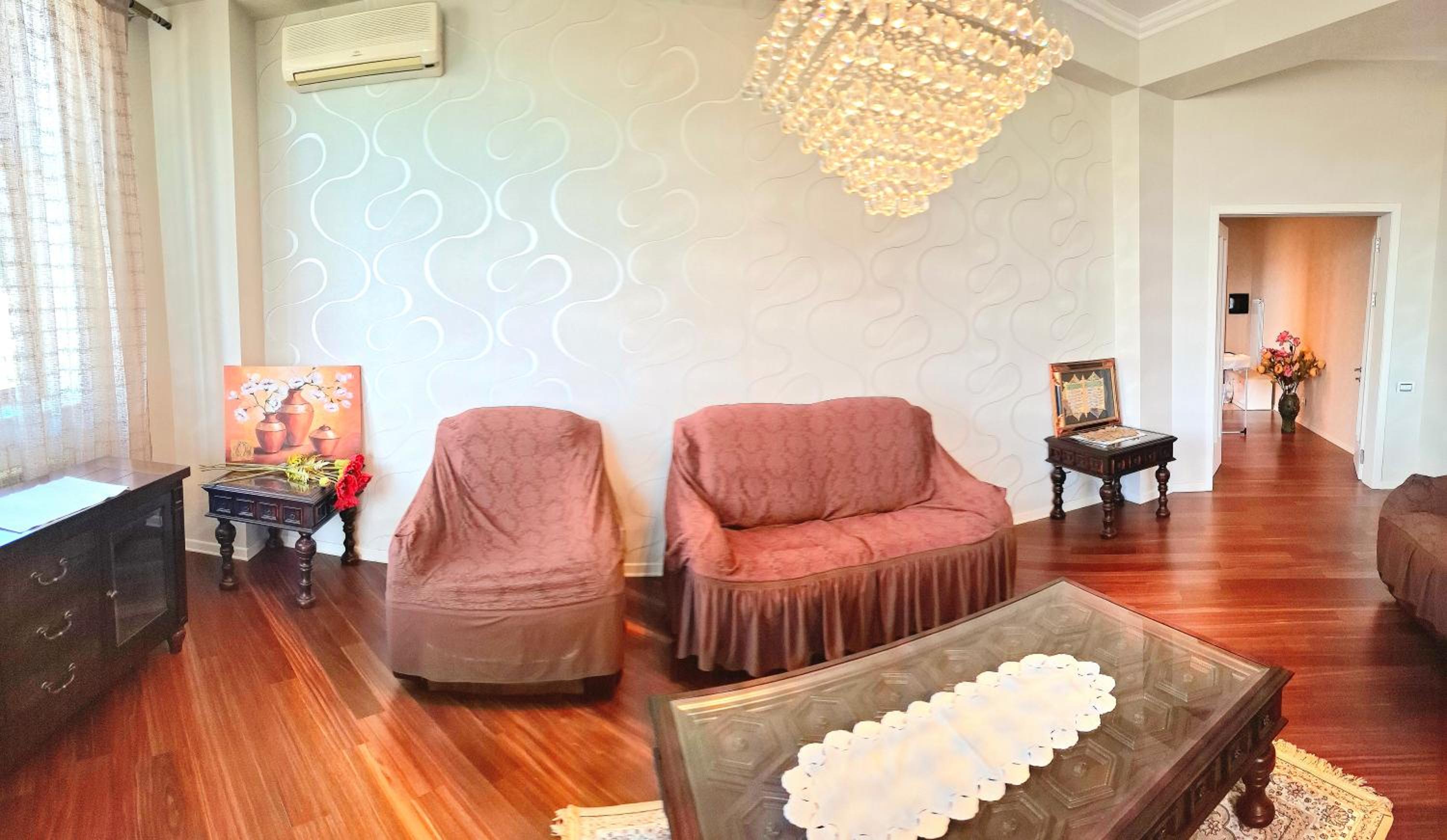 Comfortable apartment with 3 bedrooms!
