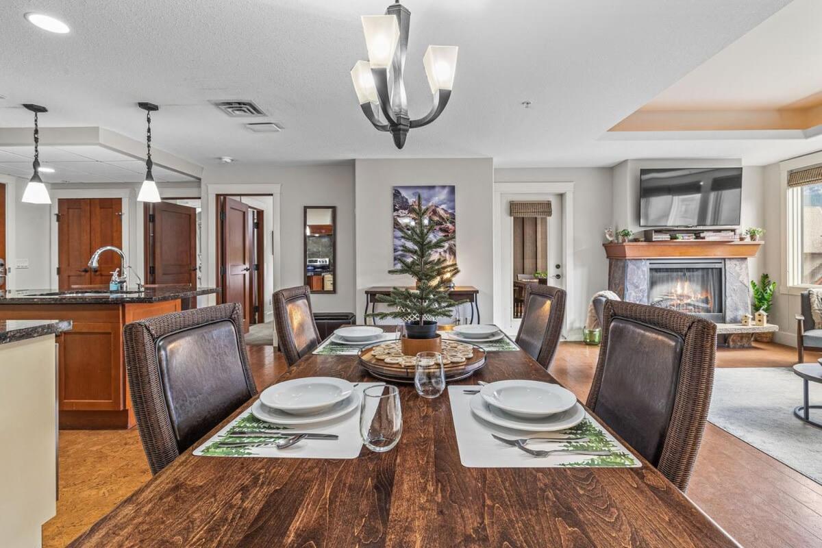 Luxury Rockies Retreat 1BR with Views
