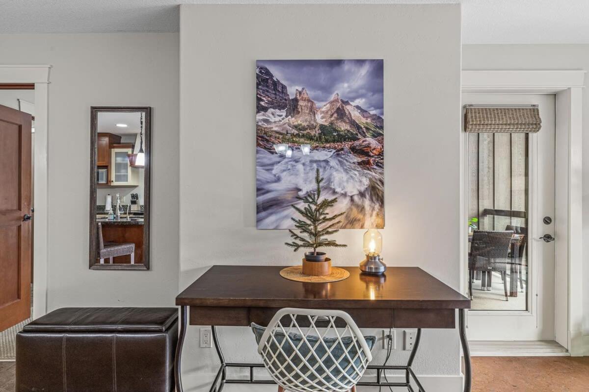 Luxury Rockies Retreat 1BR with Views