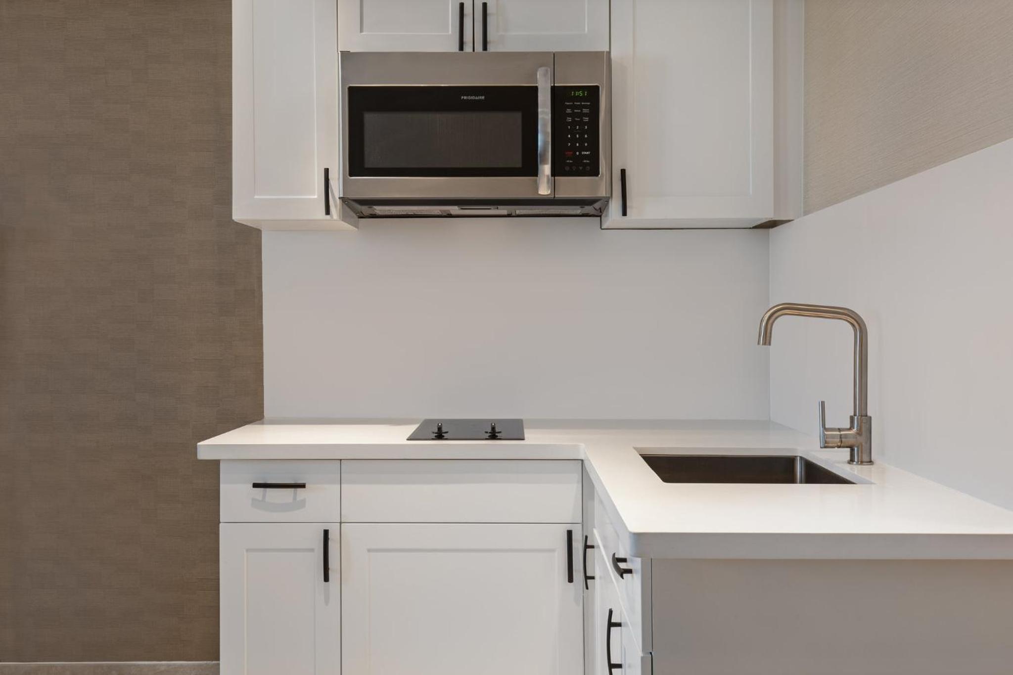 Barrie Vacations - Holiday Inn Express Hotel  Suites Barrie, an IHG Hotel - Property Image 19