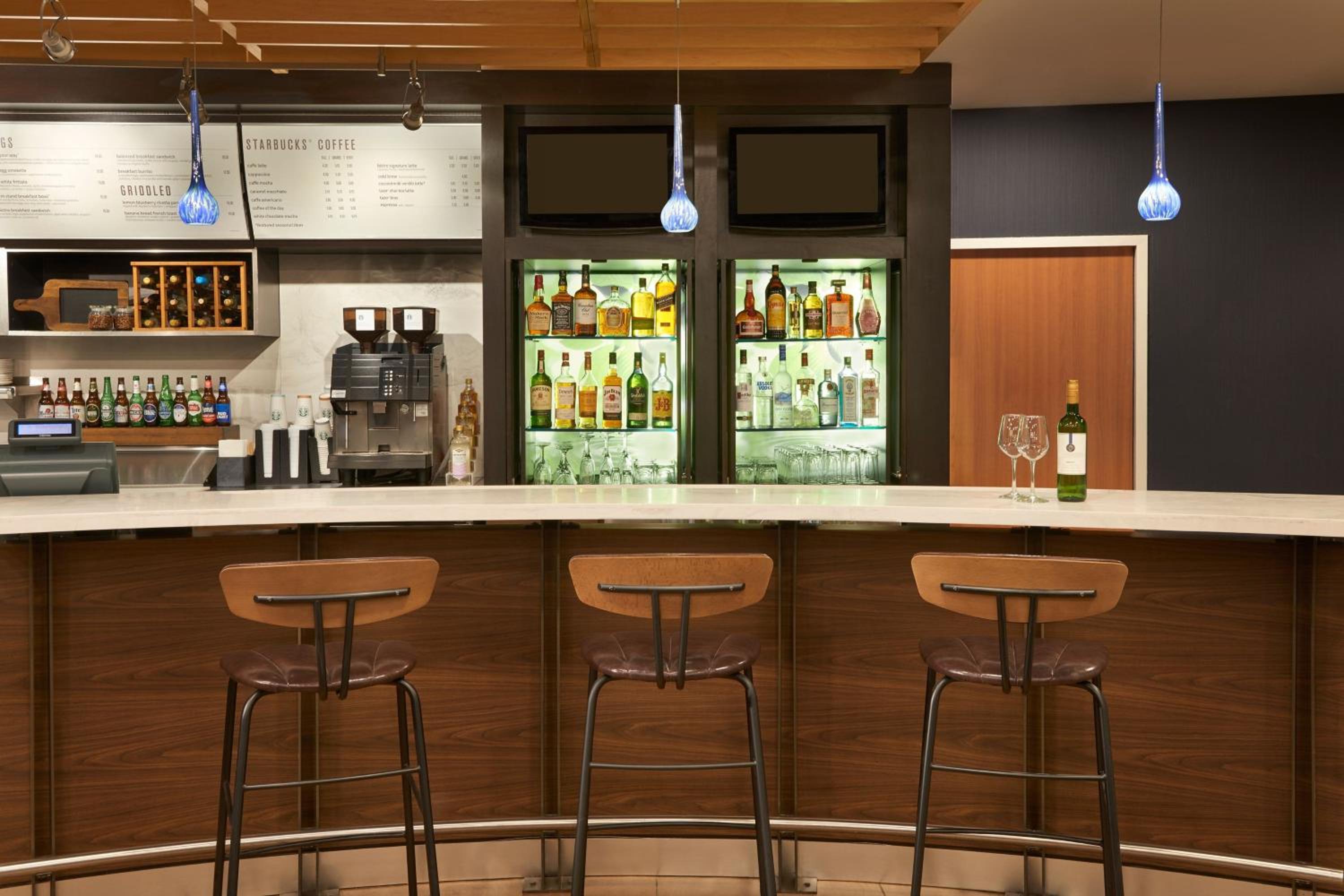 Courtyard by Marriott Toronto Markham - Property Image 9