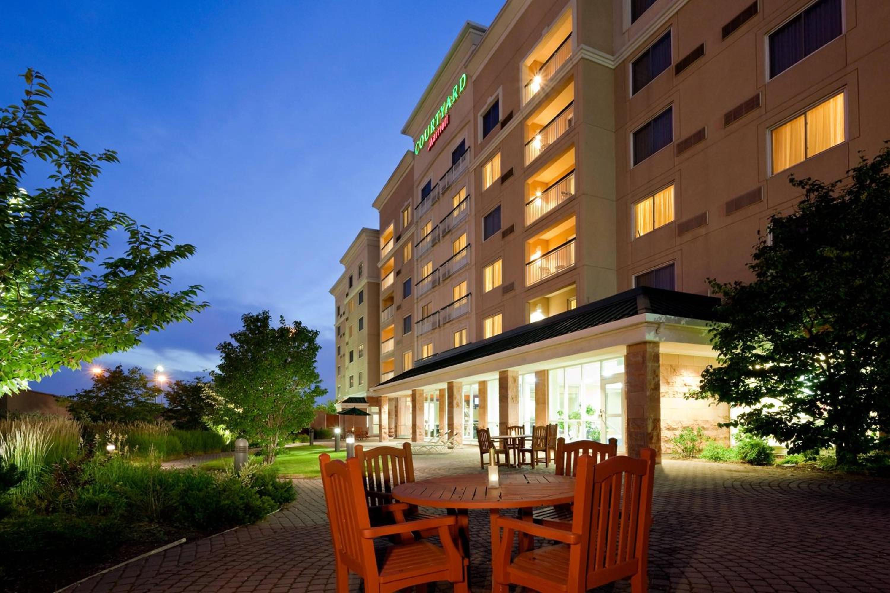 Toronto Vacations - Courtyard by Marriott Toronto Markham - Property Image 5