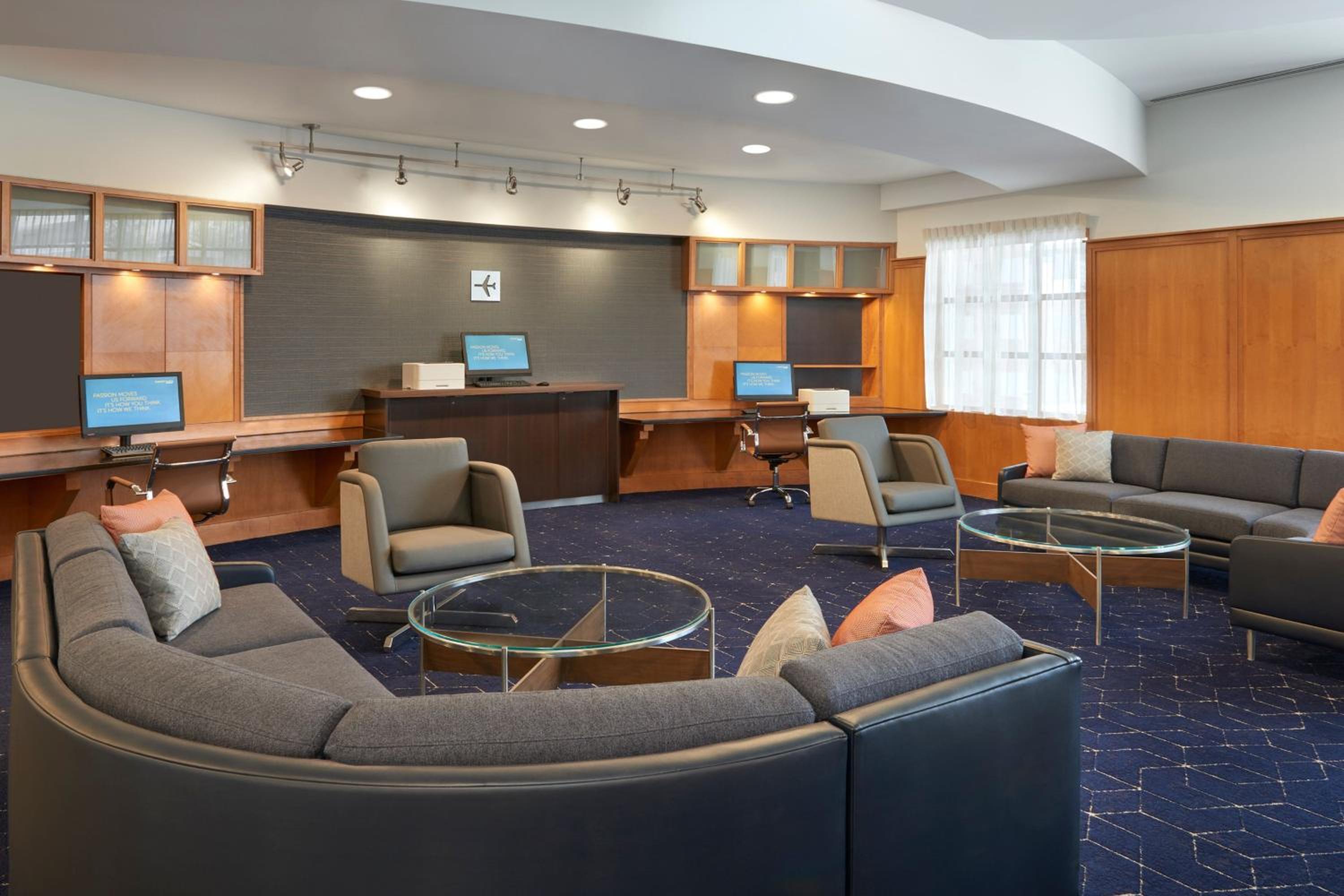 Courtyard by Marriott Toronto Markham - Property Image 10
