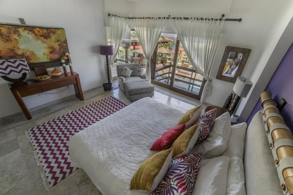 Casa Colina en Isla Navidad view 4