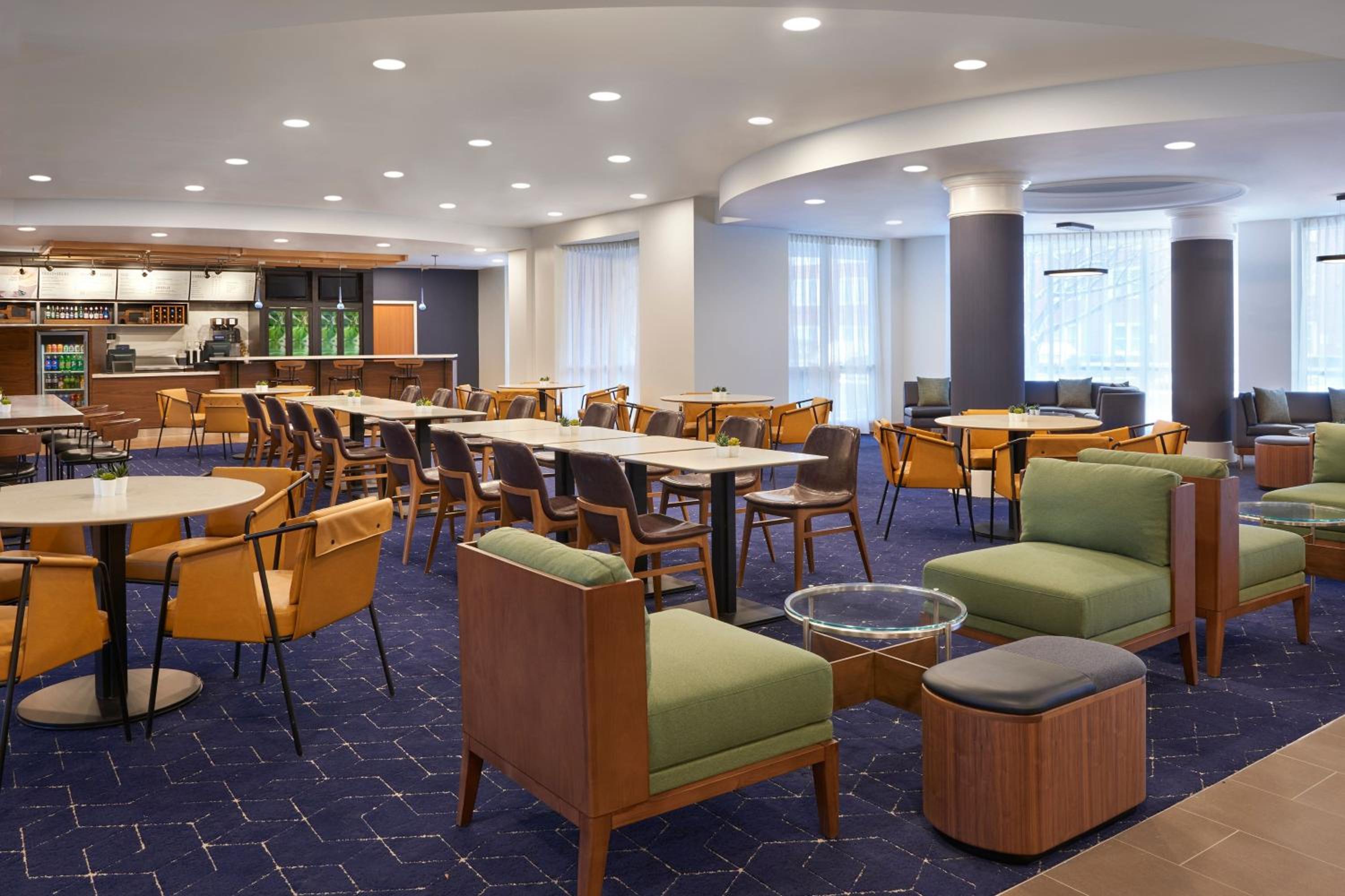 Courtyard by Marriott Toronto Markham - Property Image 8