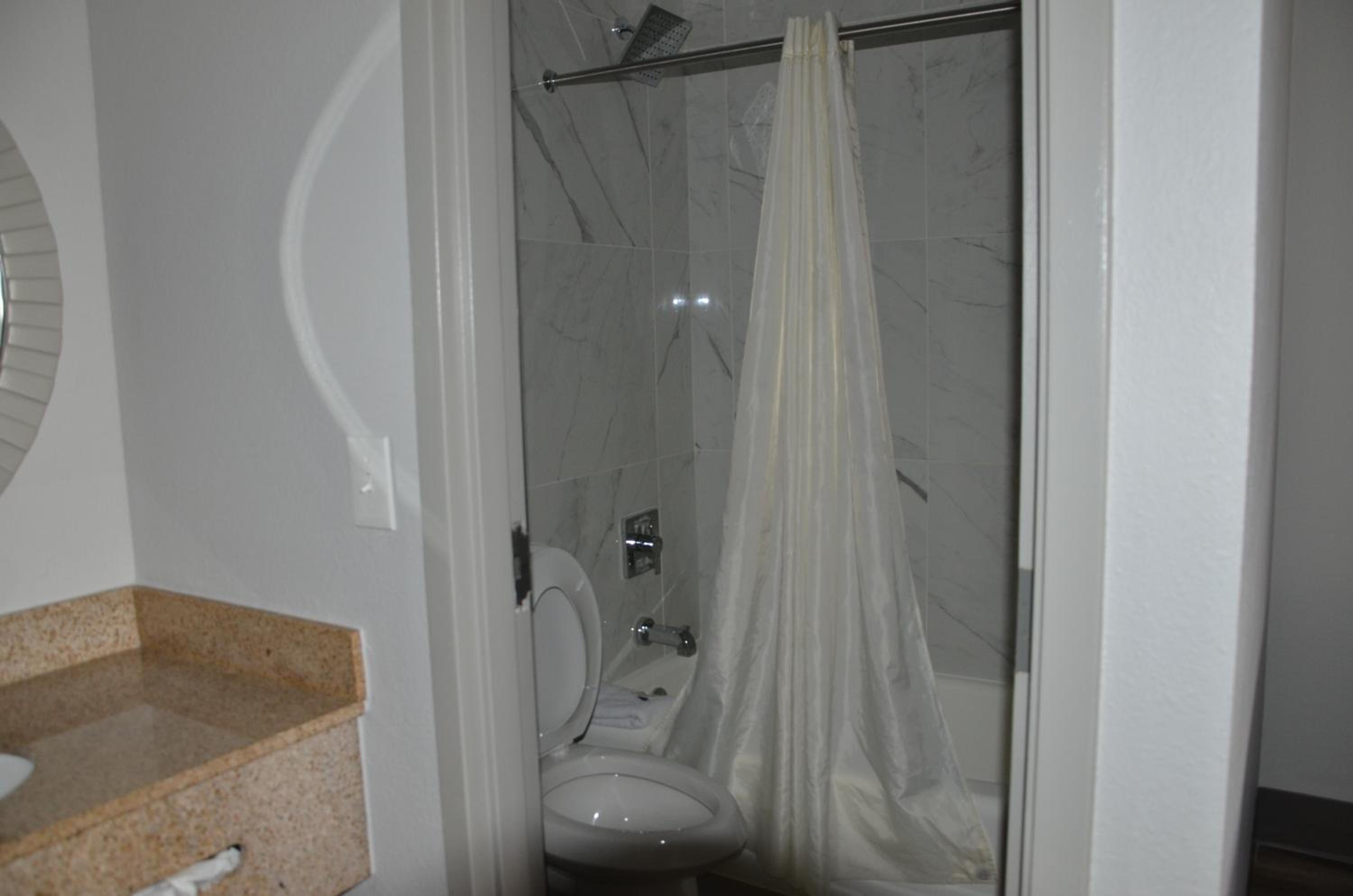 Baymont Suites