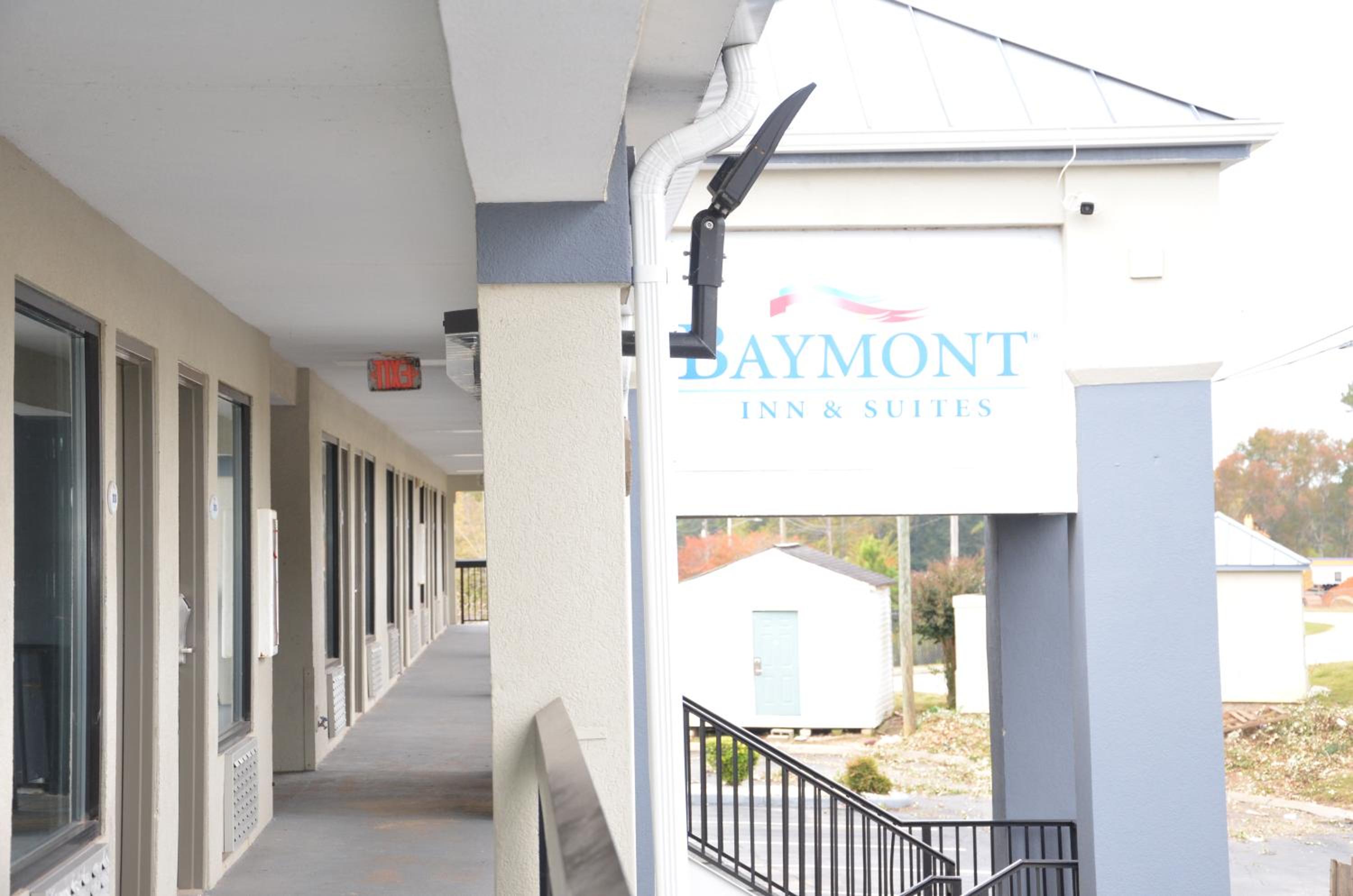 Baymont Suites