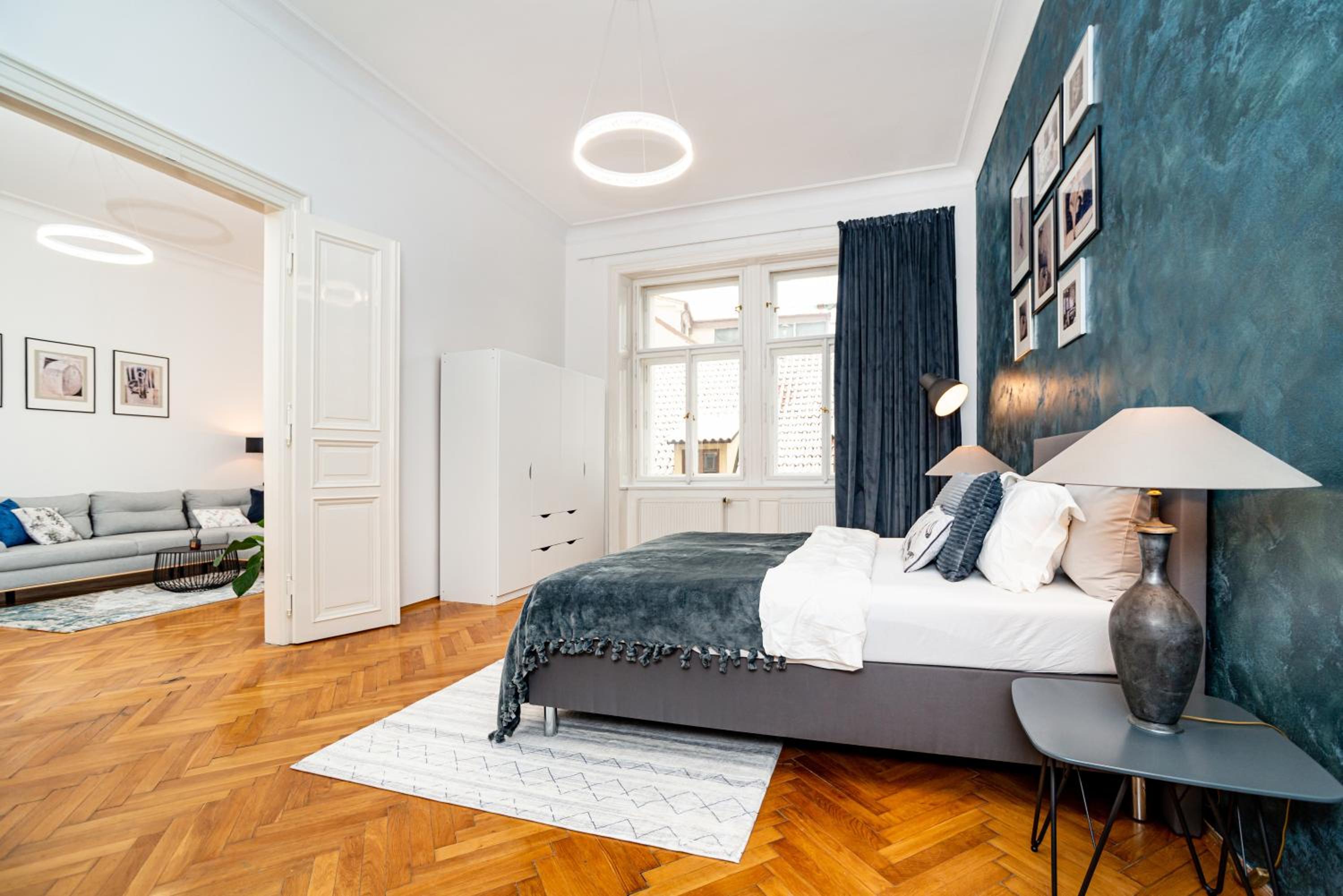 Spacious two-bedroom apartment in Old Town