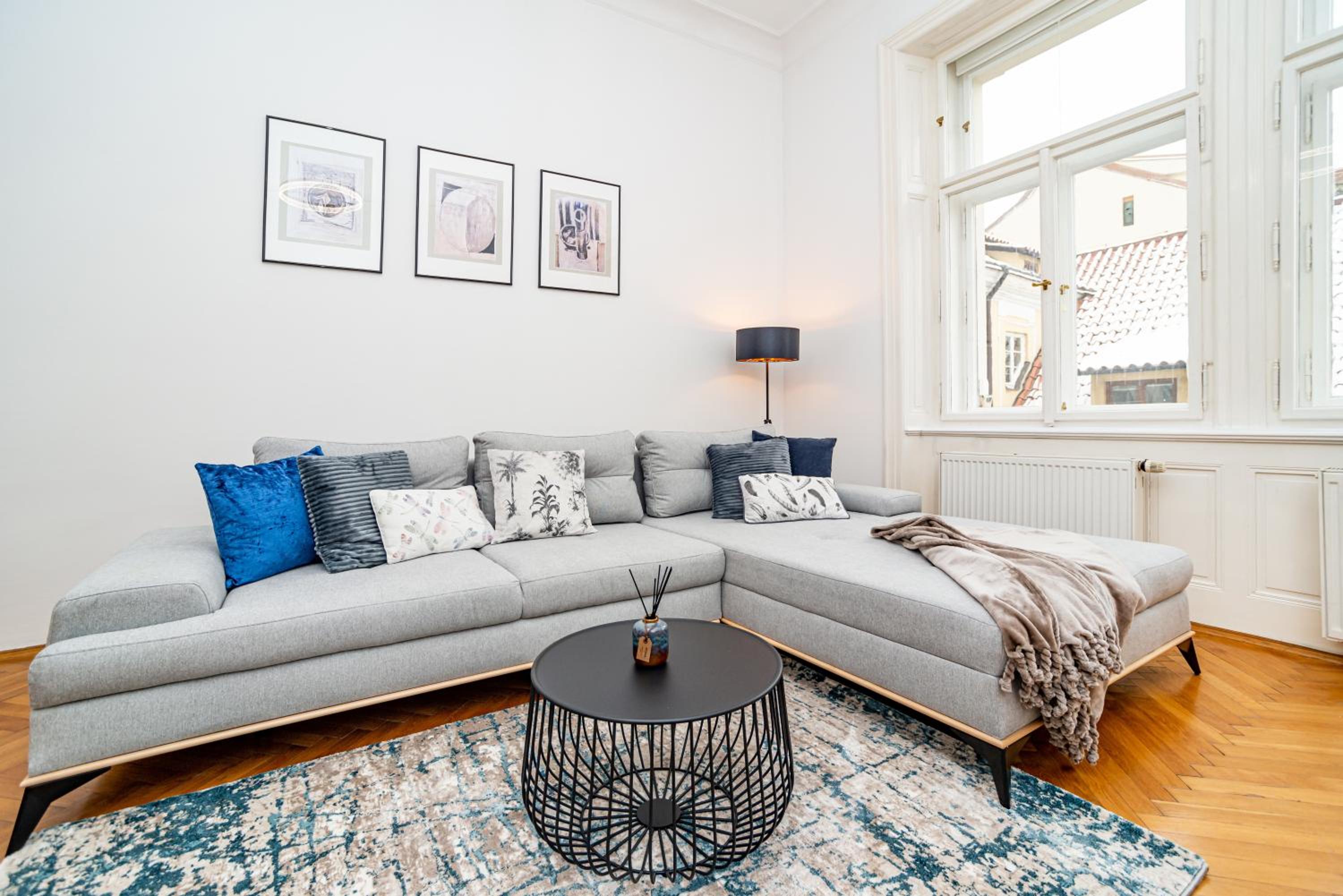 Spacious two-bedroom apartment in Old Town