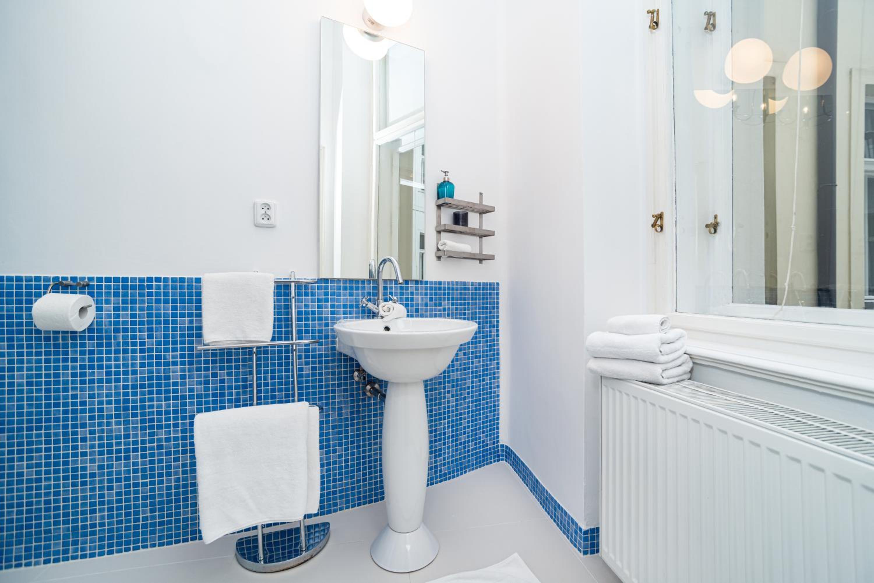 Spacious two-bedroom apartment in Old Town