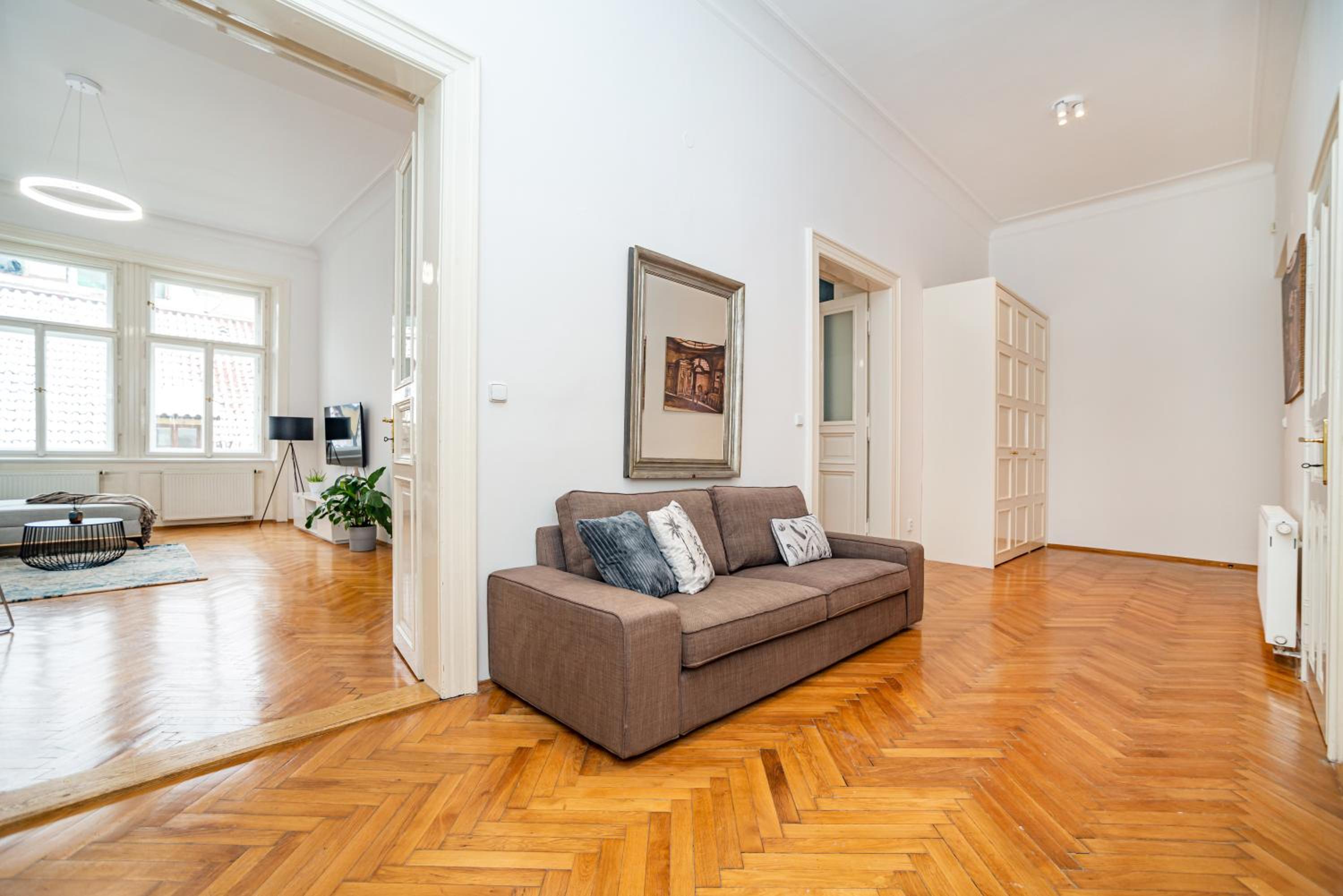 Spacious two-bedroom apartment in Old Town