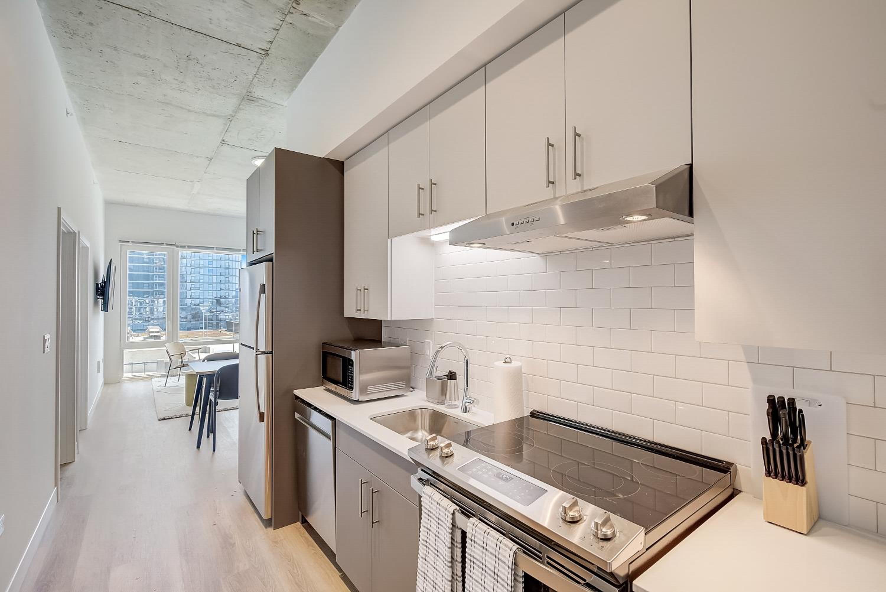 Post Chicago Getaway Ideal 4BR for Groups