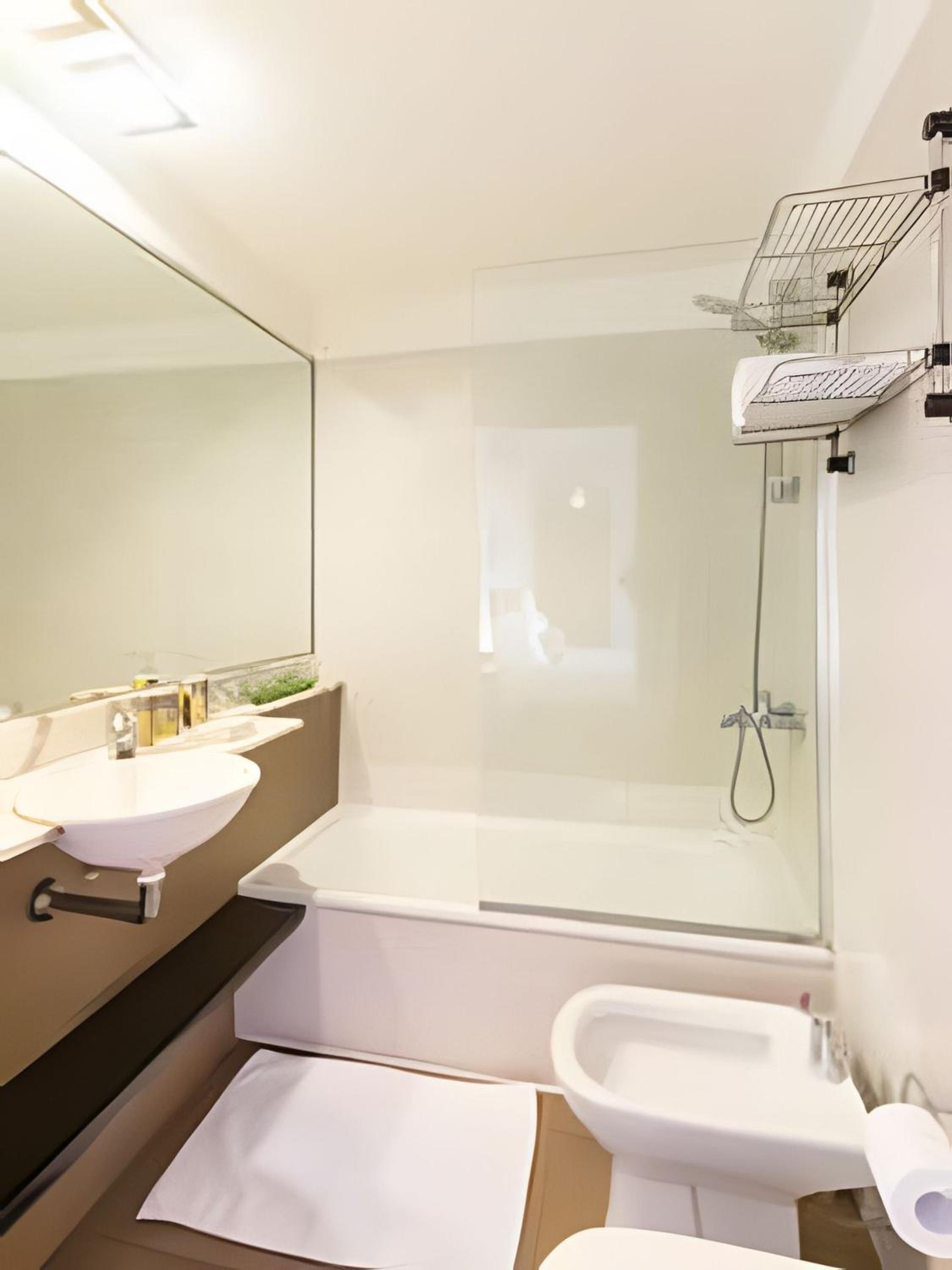 High-End Tower Pool, Gym & Sauna in Palermo Soho
