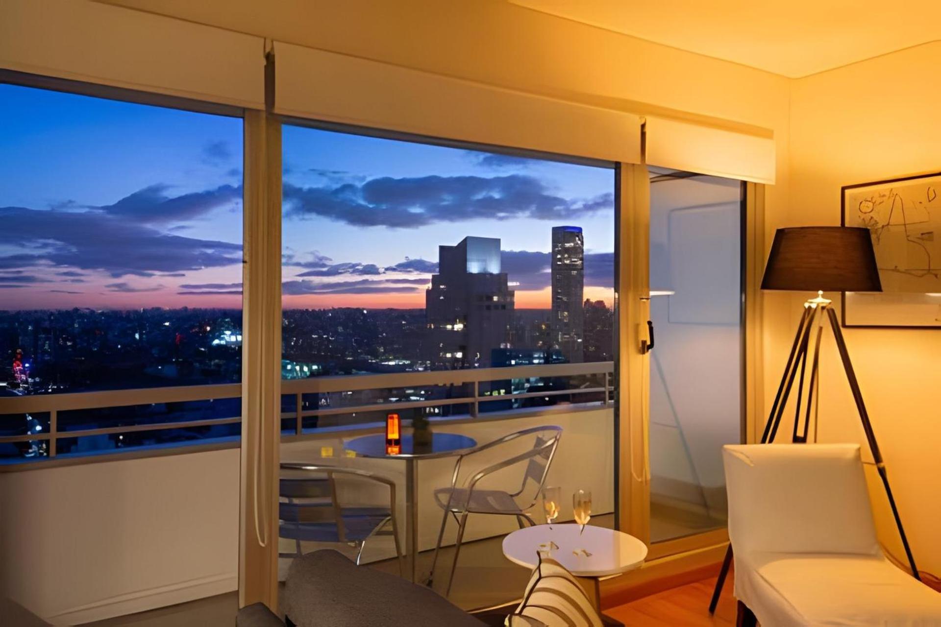High-End Tower Pool, Gym & Sauna in Palermo Soho