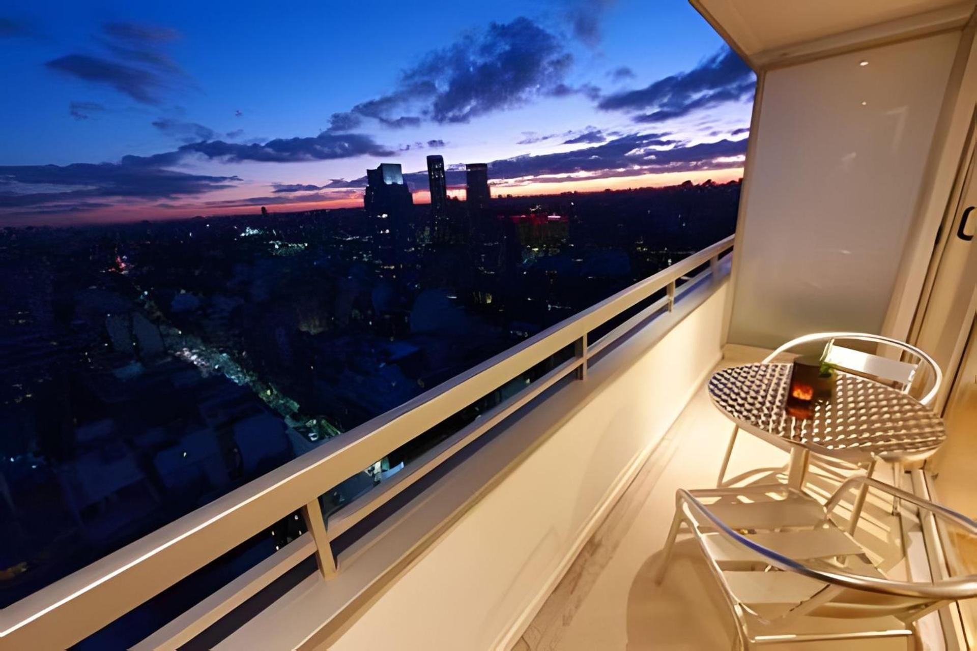 High-End Tower Pool, Gym & Sauna in Palermo Soho