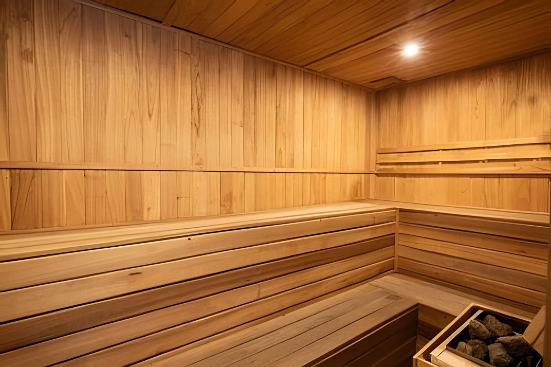 High-End Tower Pool, Gym & Sauna in Palermo Soho