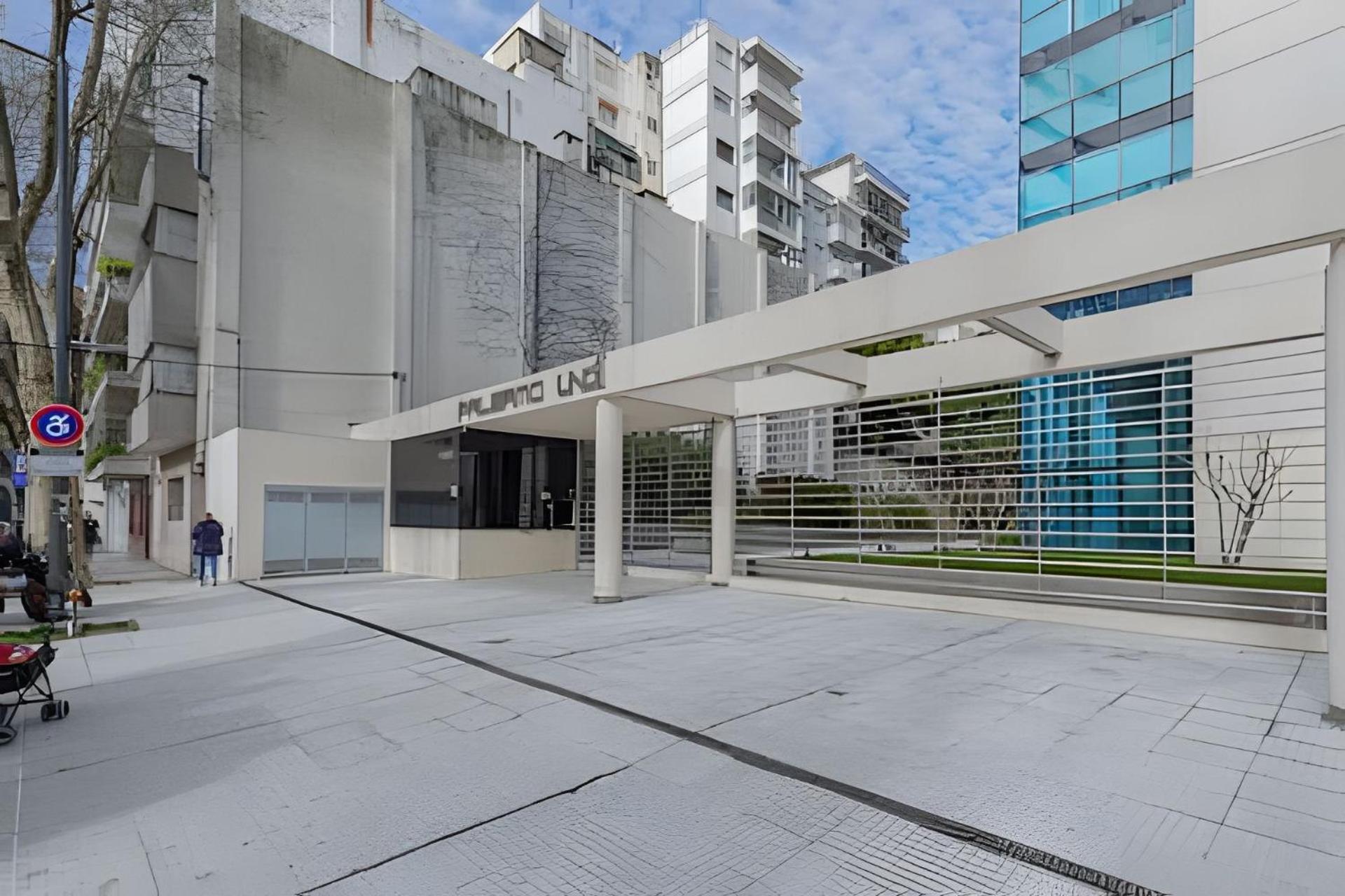 High-End Tower Pool, Gym & Sauna in Palermo Soho
