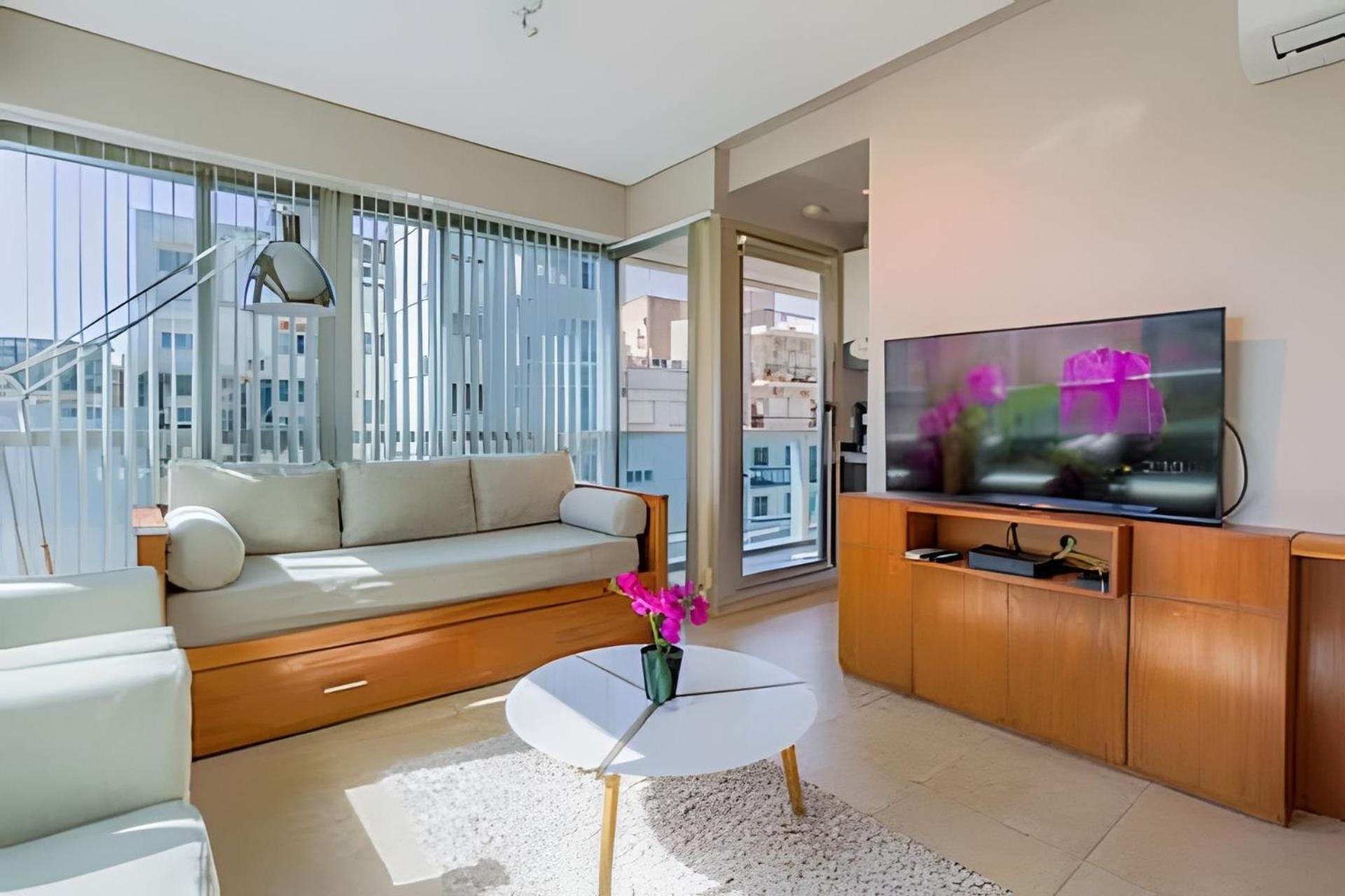 High-End Tower Pool, Gym & Sauna in Palermo Soho