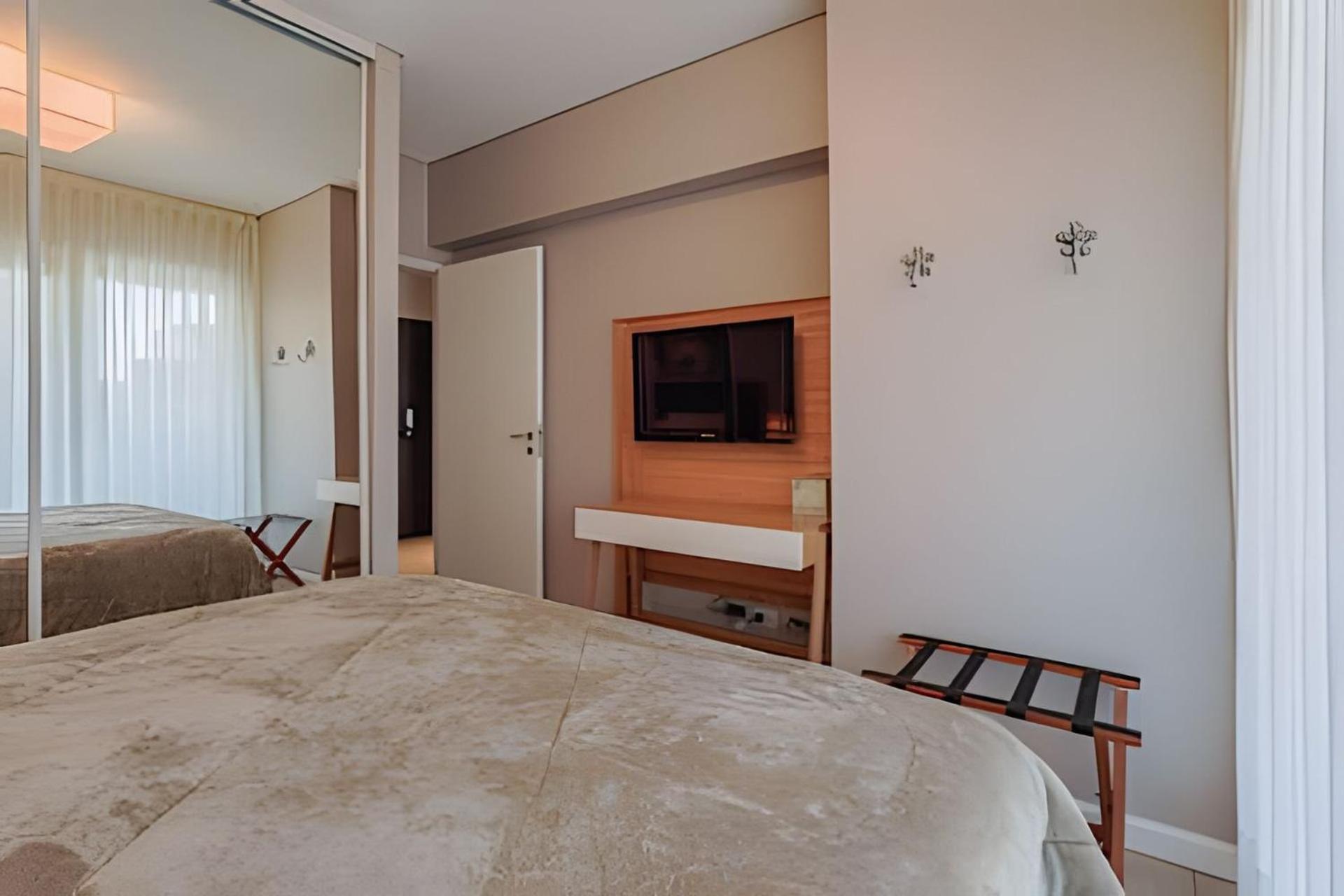 High-End Tower Pool, Gym & Sauna in Palermo Soho