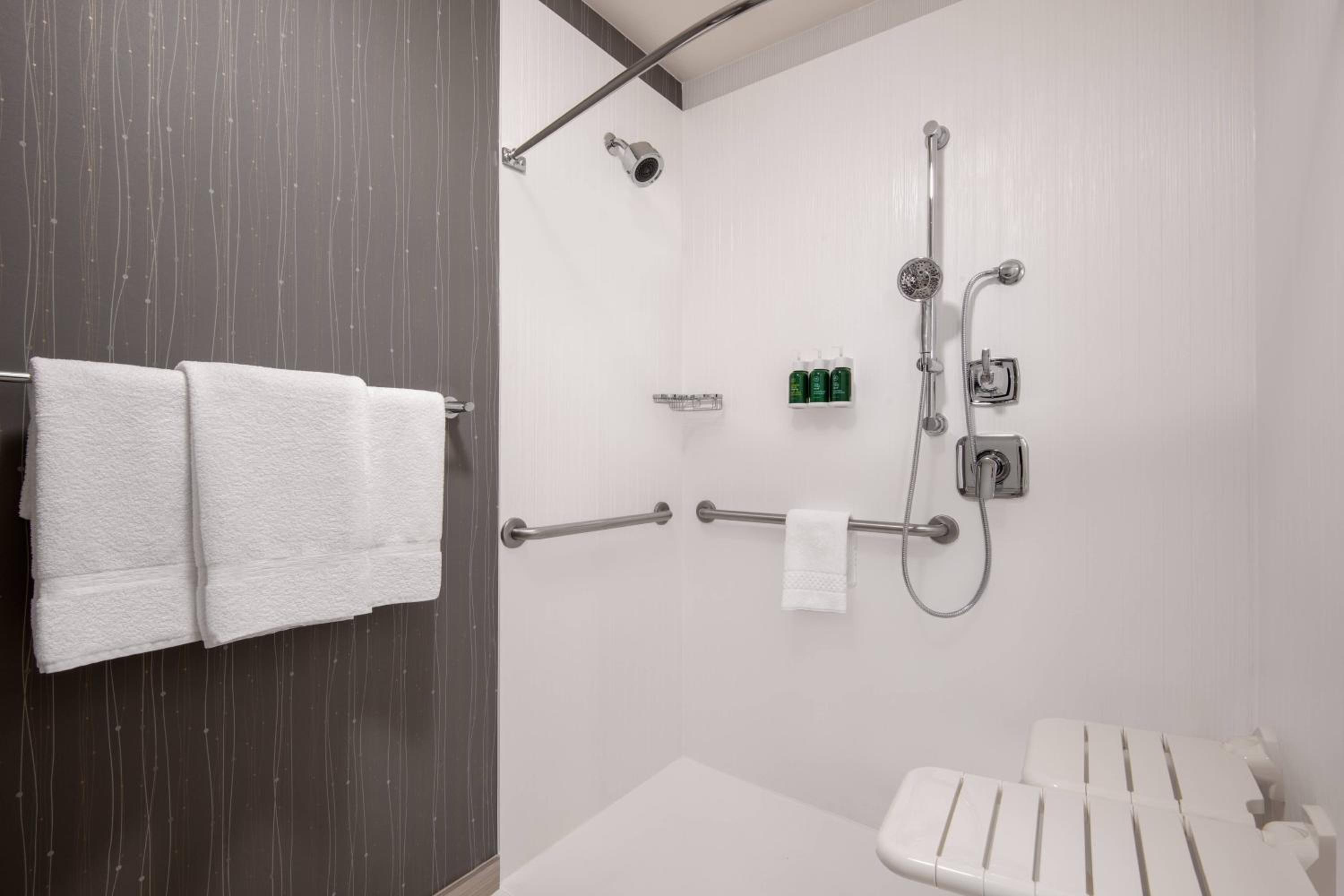 Reno Vacations - Courtyard by Marriott Reno - Property Image 36
