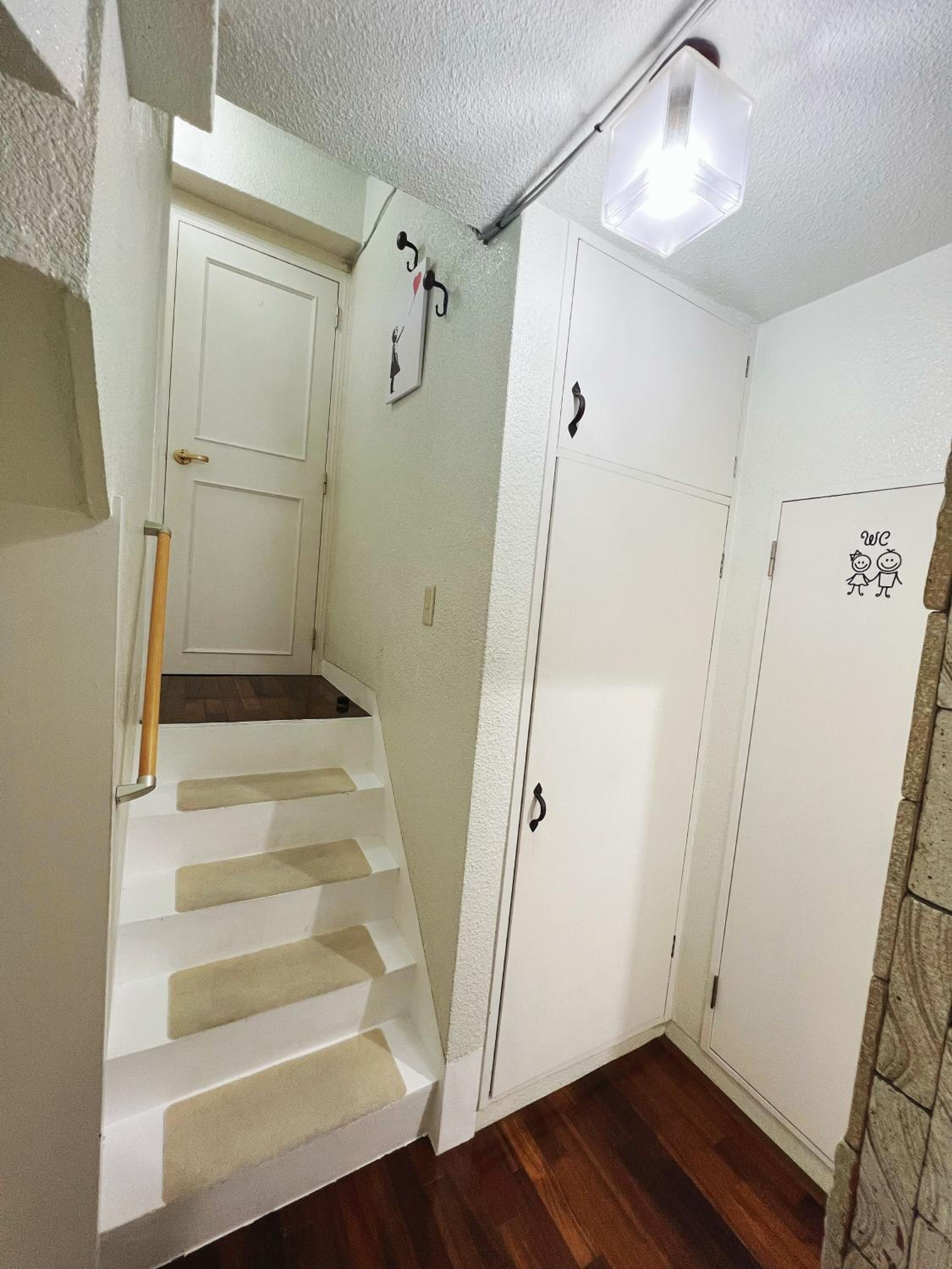 Ikebukuro 1 stop 2 min Designer Entire House 3BR up to 8 guests 3 min to Convenience Store