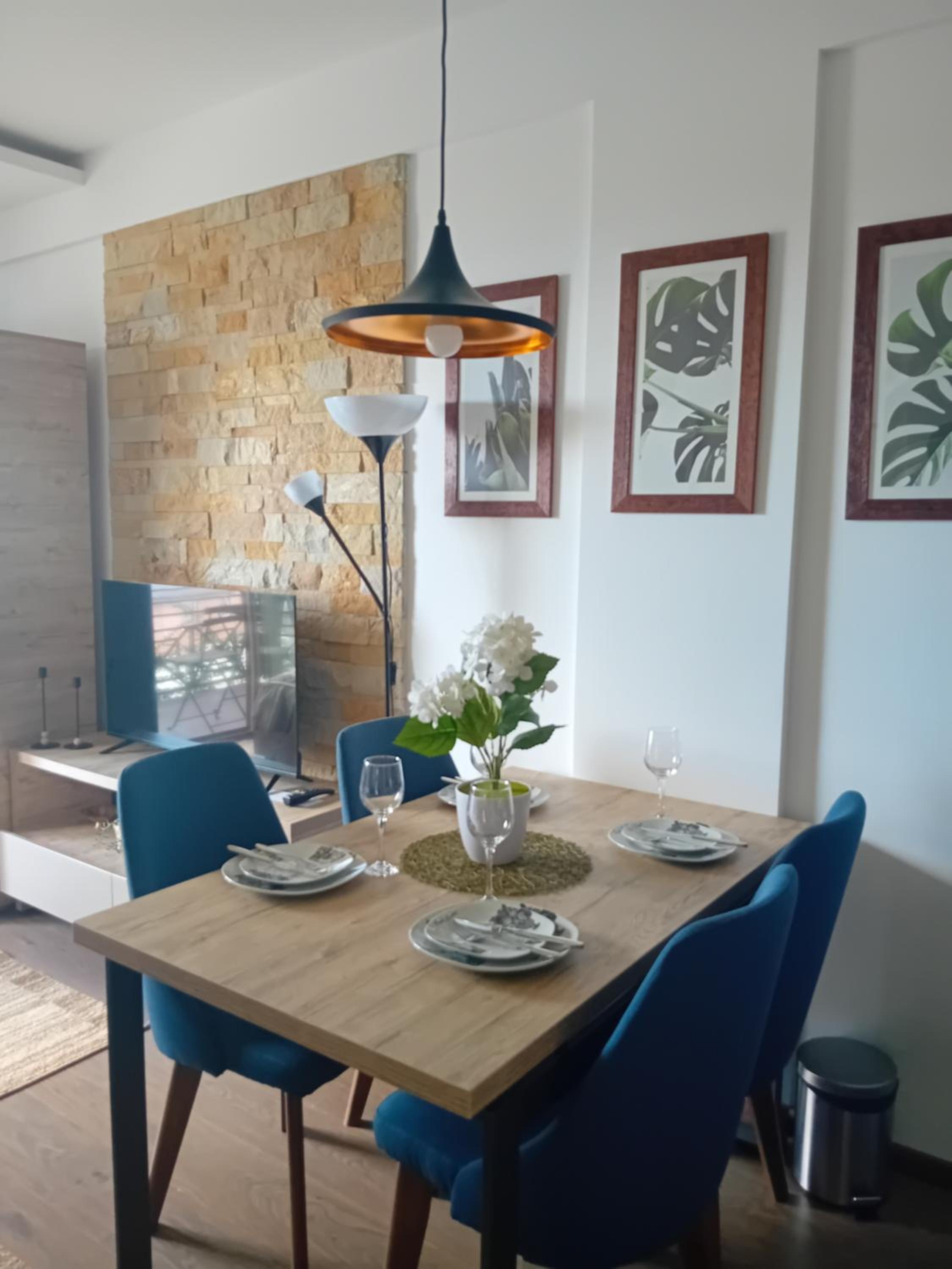 Studio Ristic Milmari L5