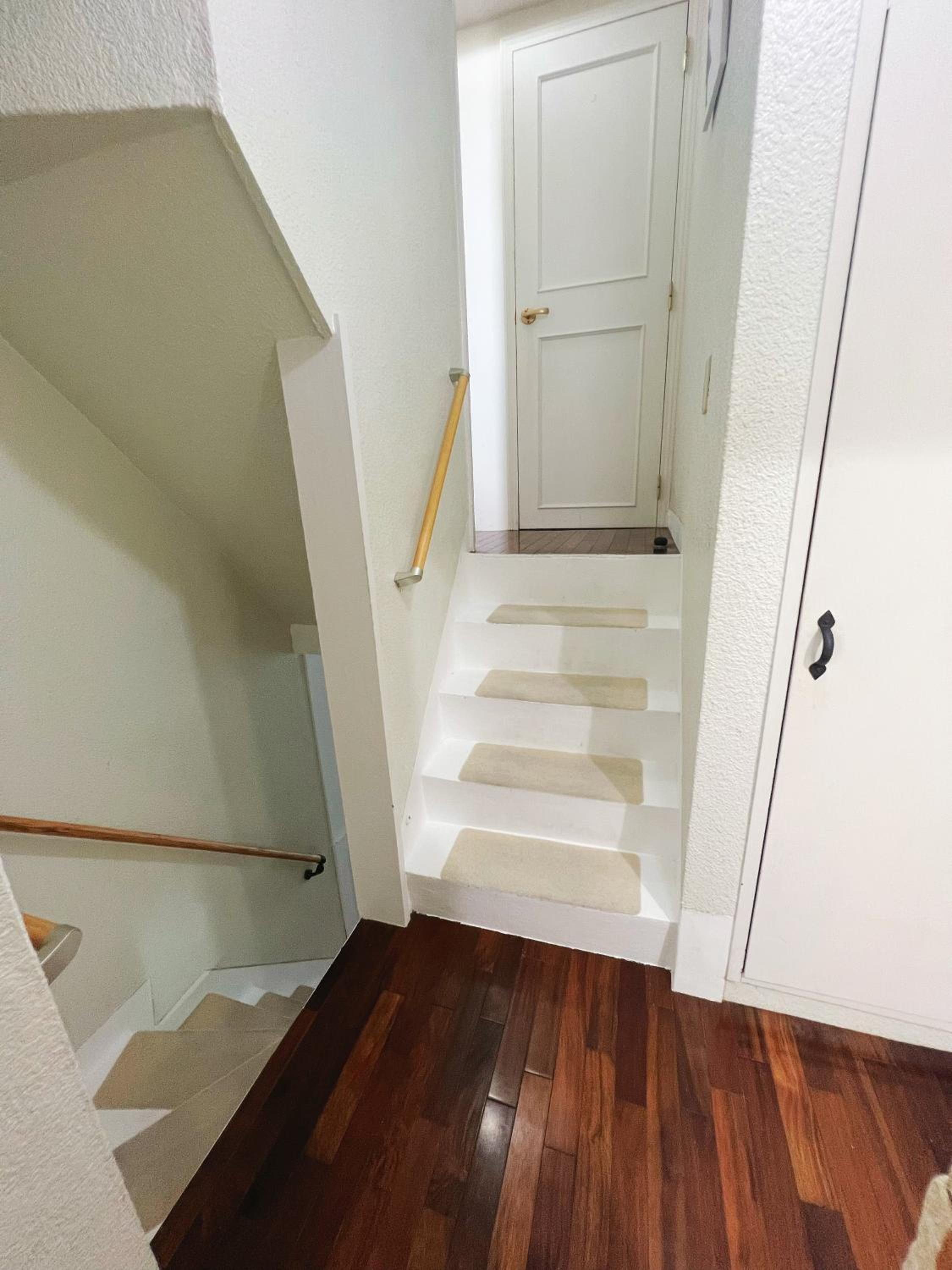 Ikebukuro 1 stop 2 min Designer Entire House 3BR up to 8 guests 3 min to Convenience Store