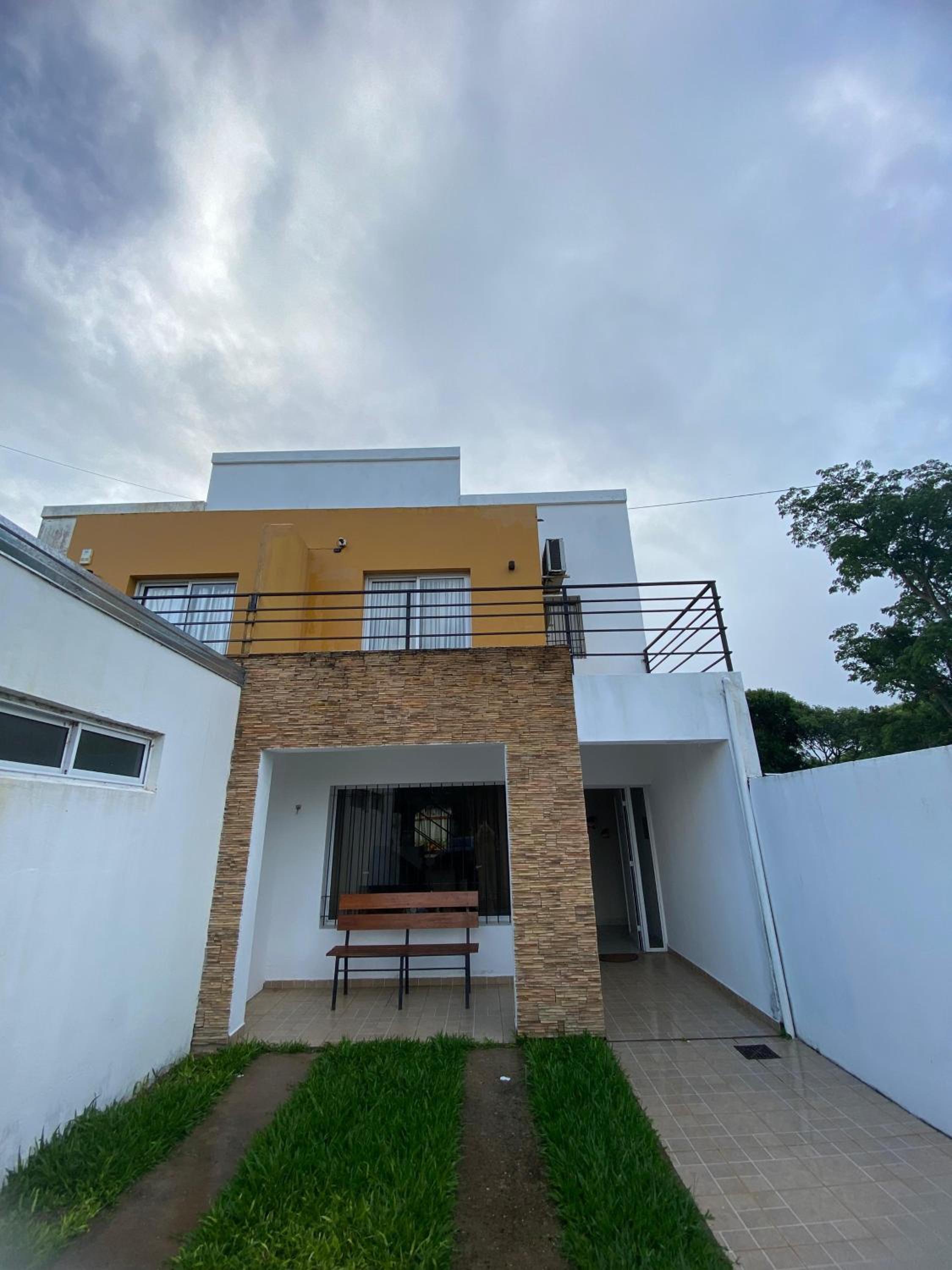 Duplex Monte Caseros